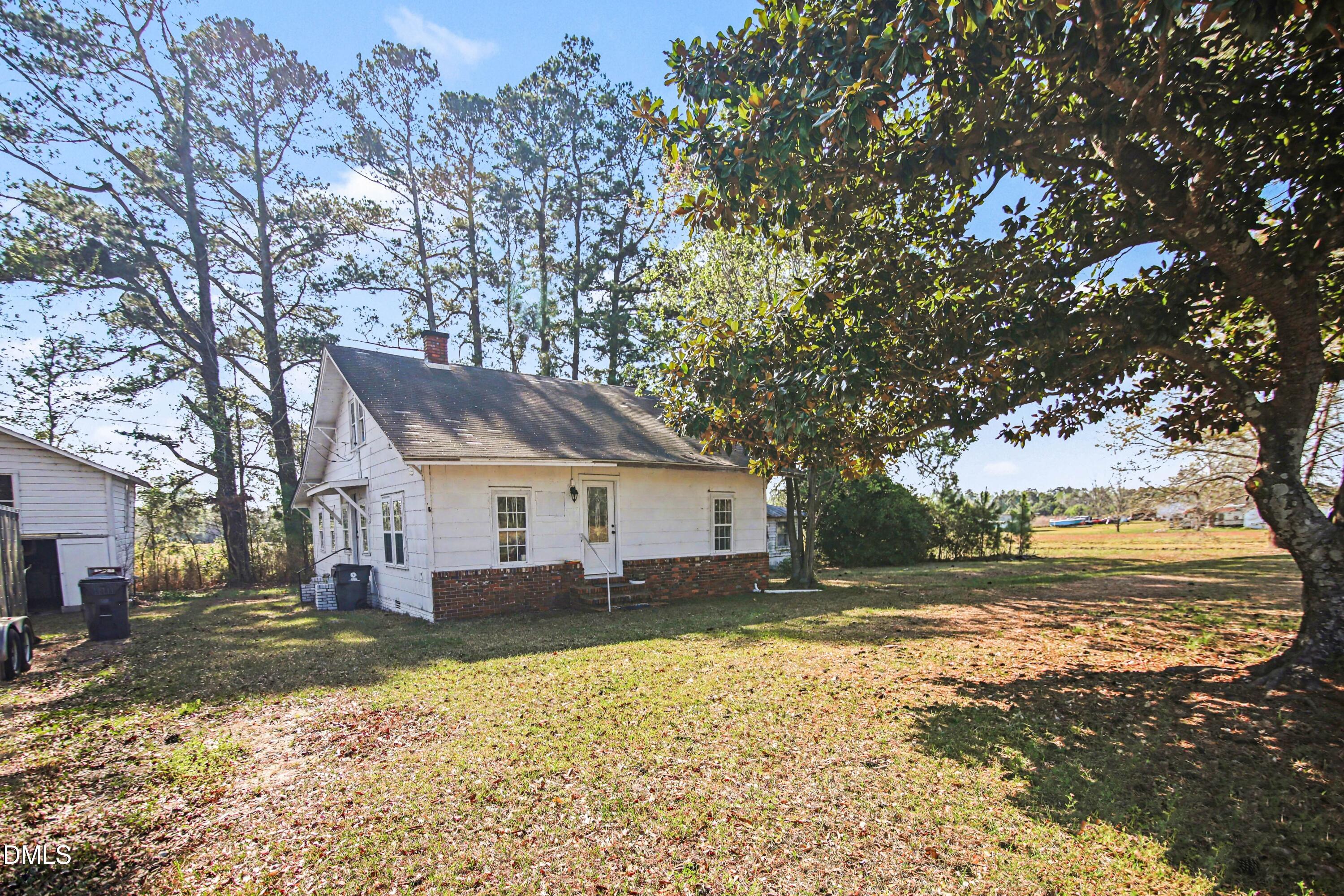 main property photo 21