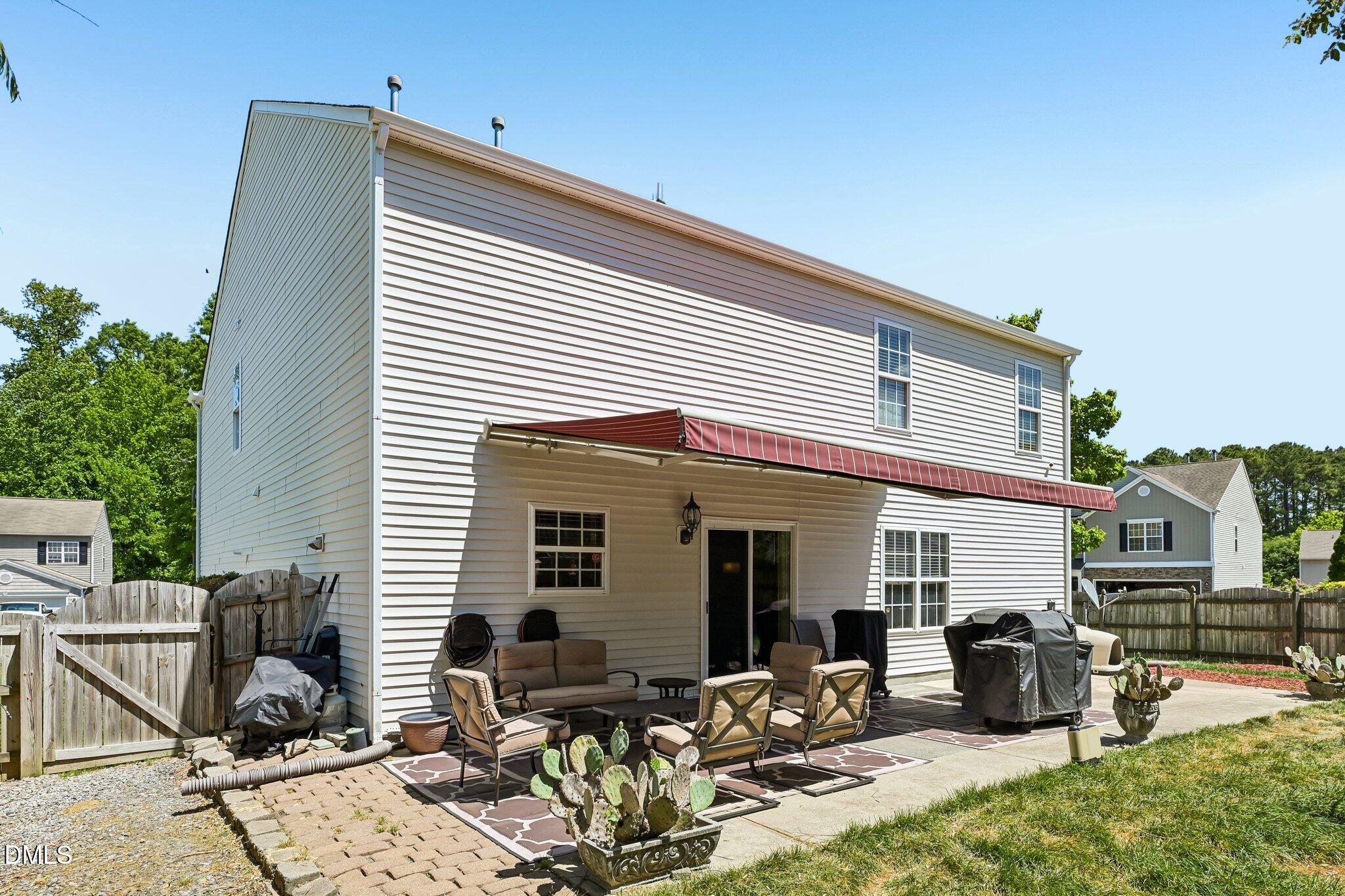 main property photo 47