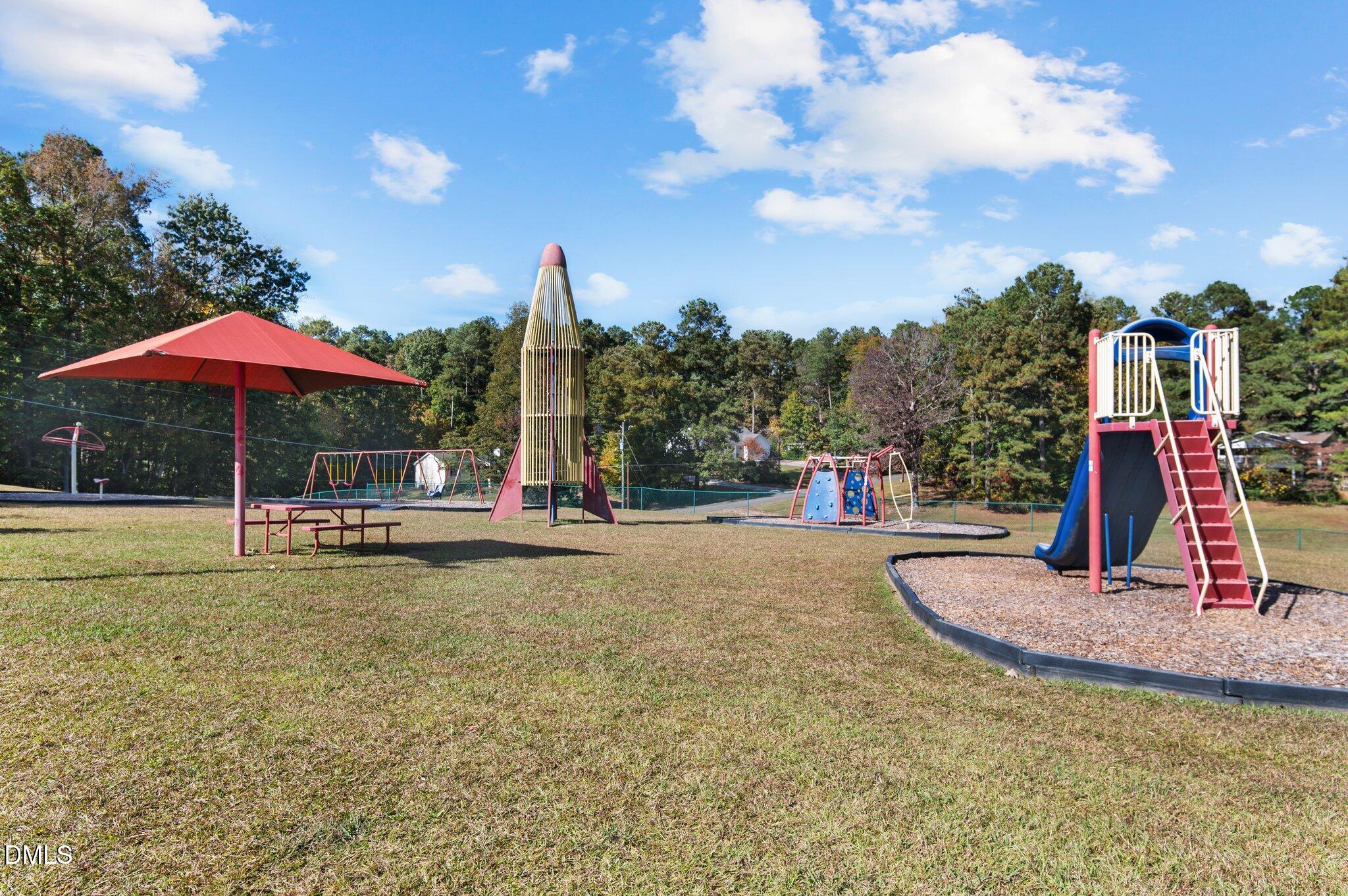 main property photo 50