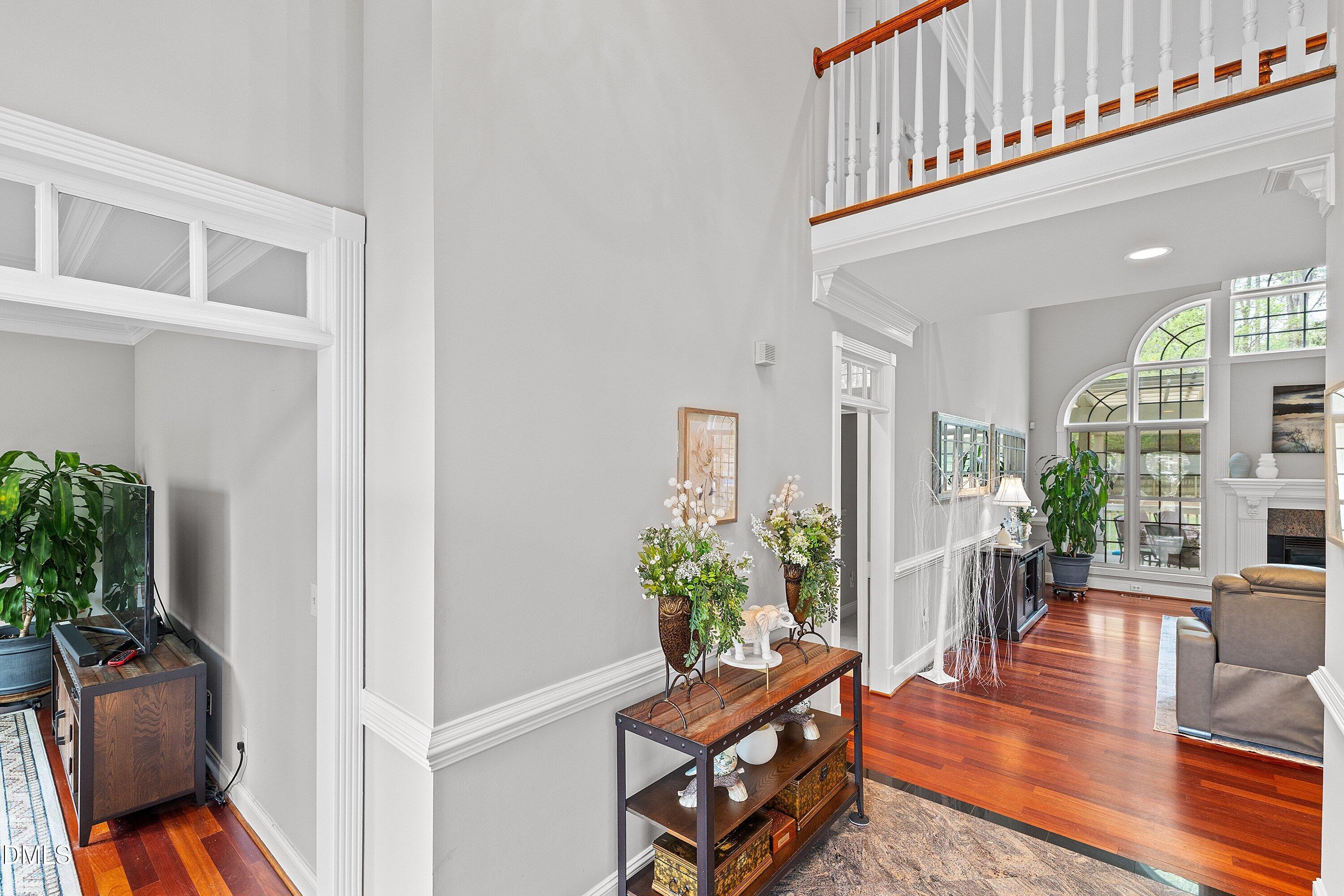 property viewer photo 10