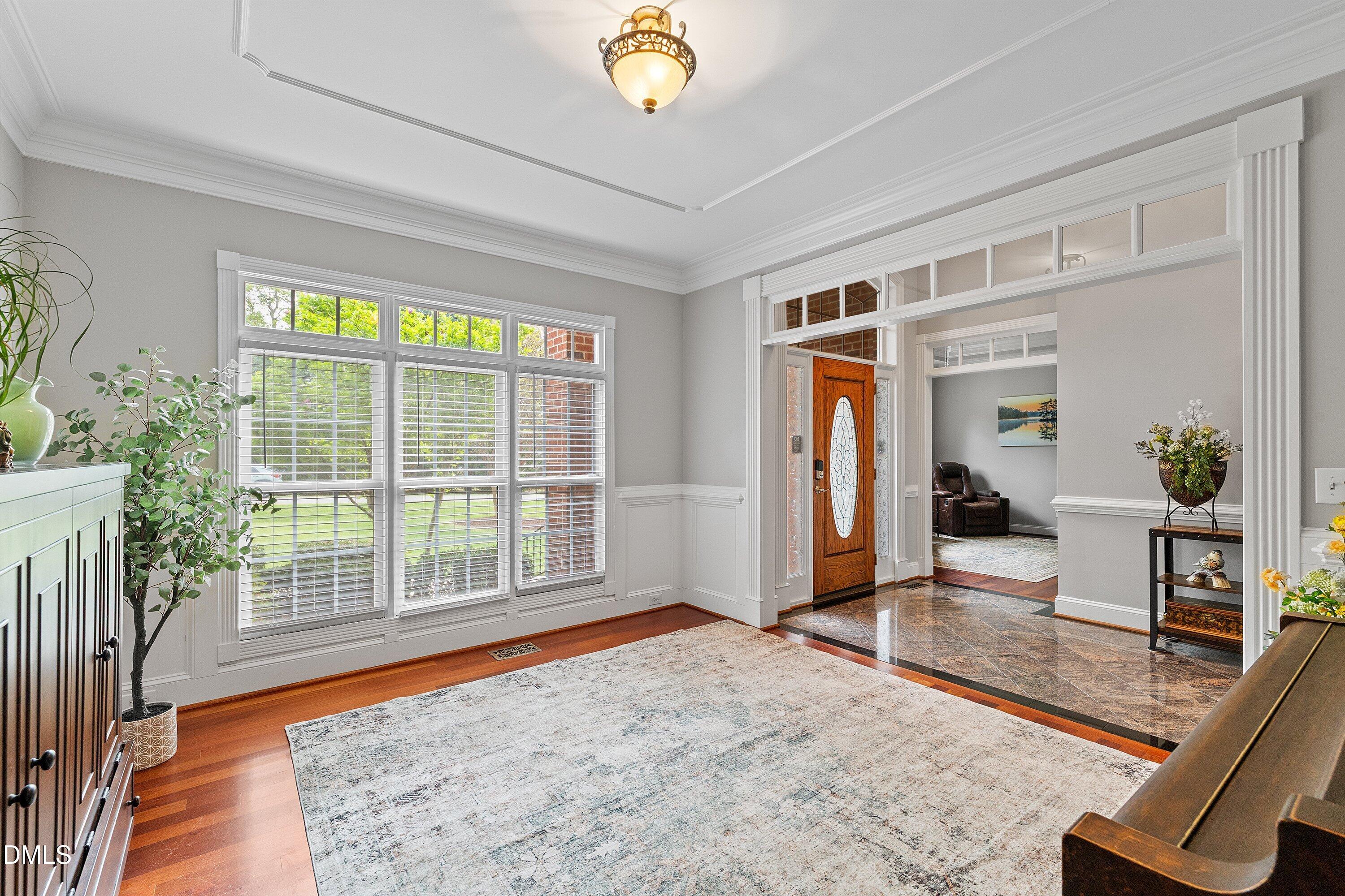 property viewer photo 13