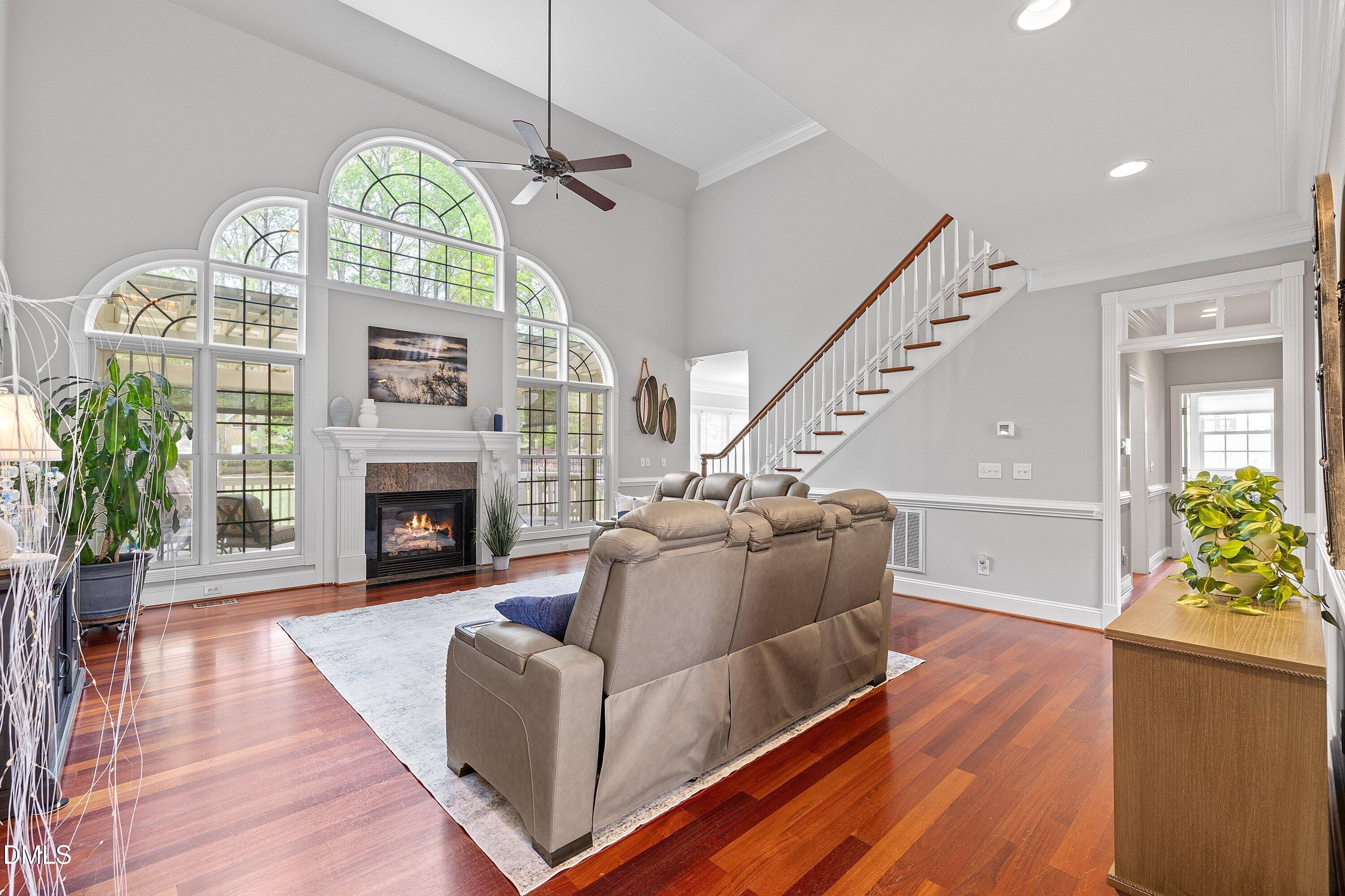 property viewer photo 26