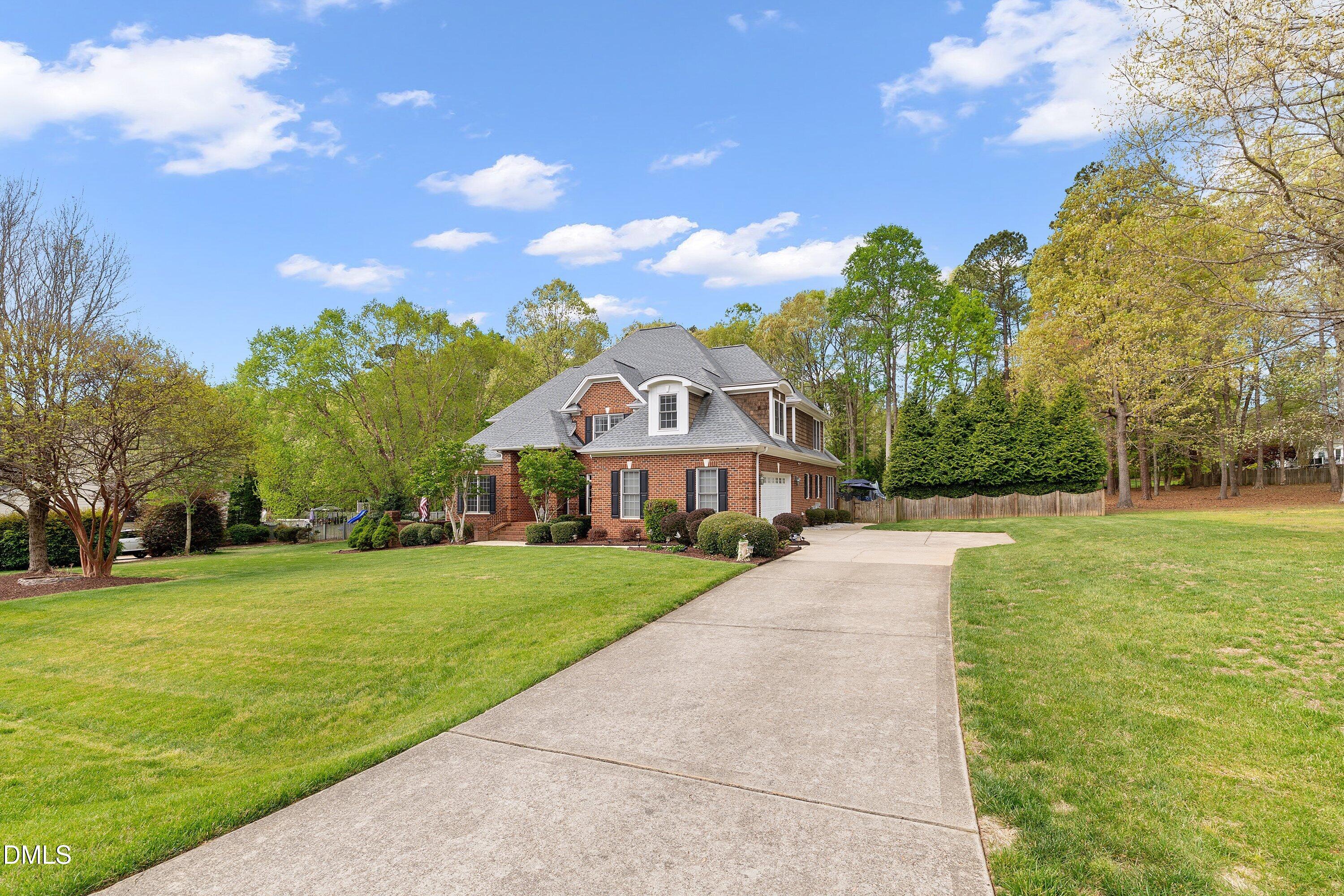 property viewer photo 3
