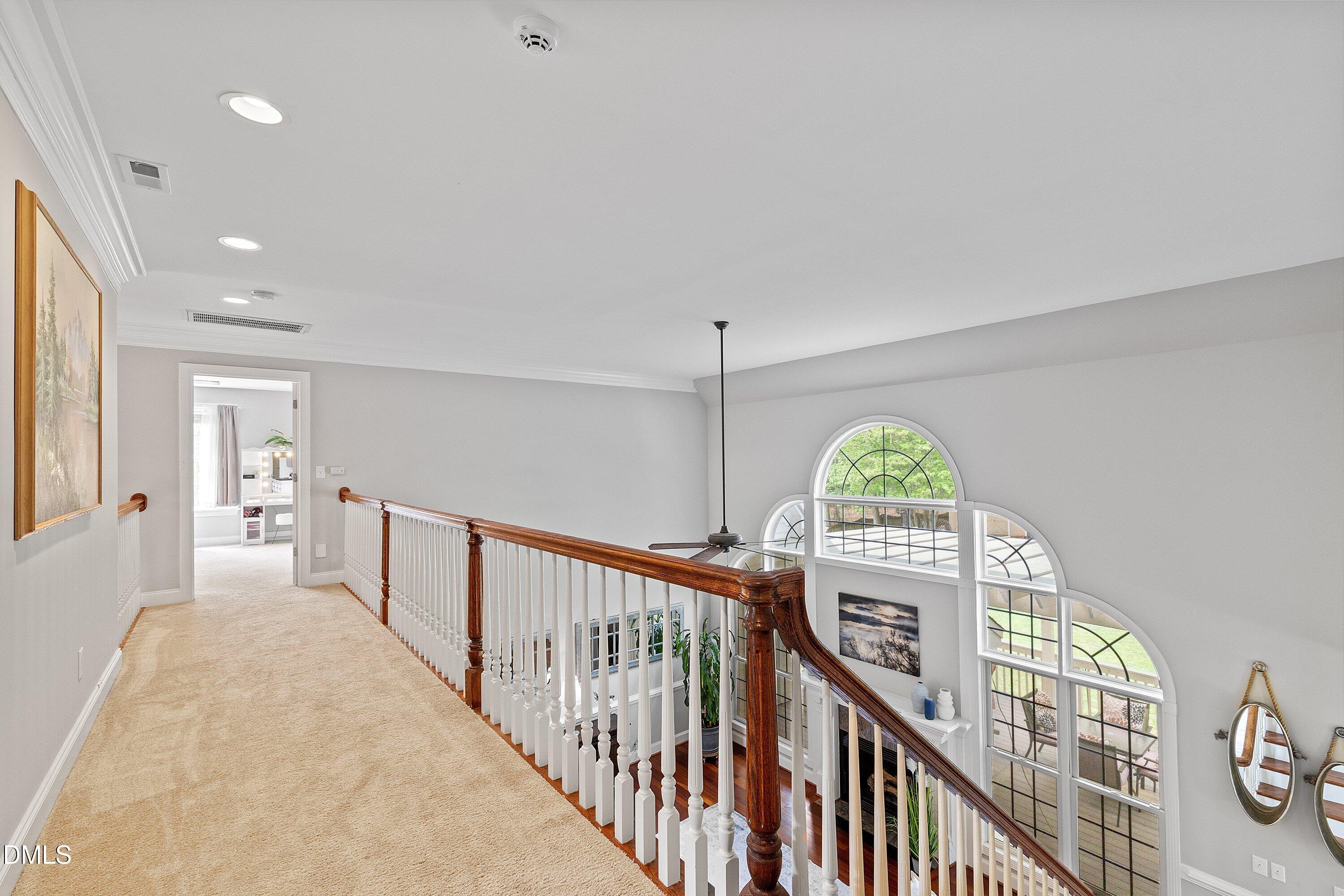 property viewer photo 42