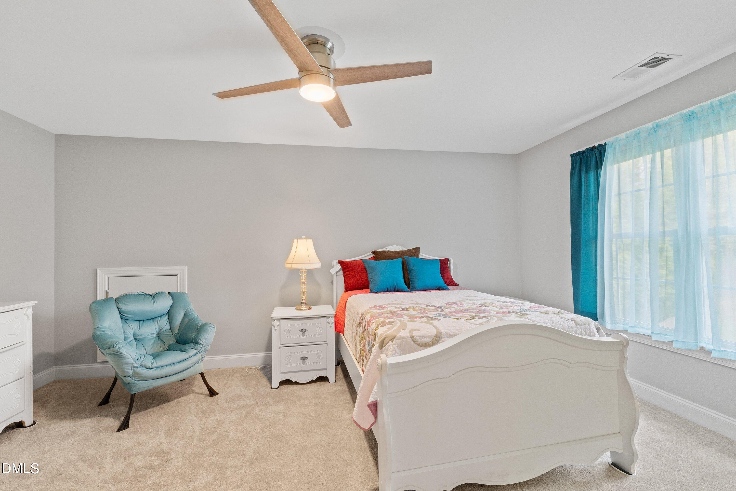 property viewer photo 49