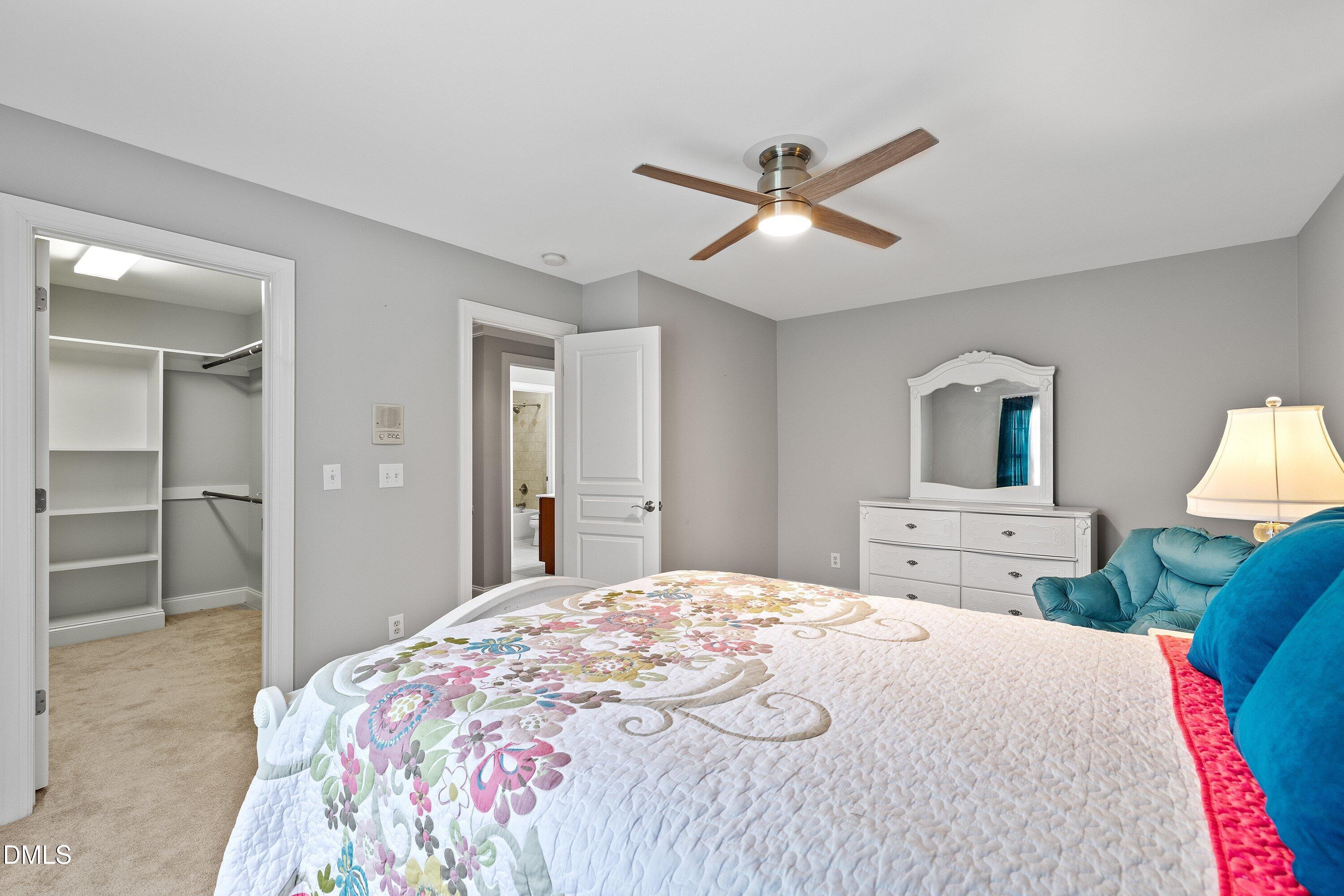 property viewer photo 50