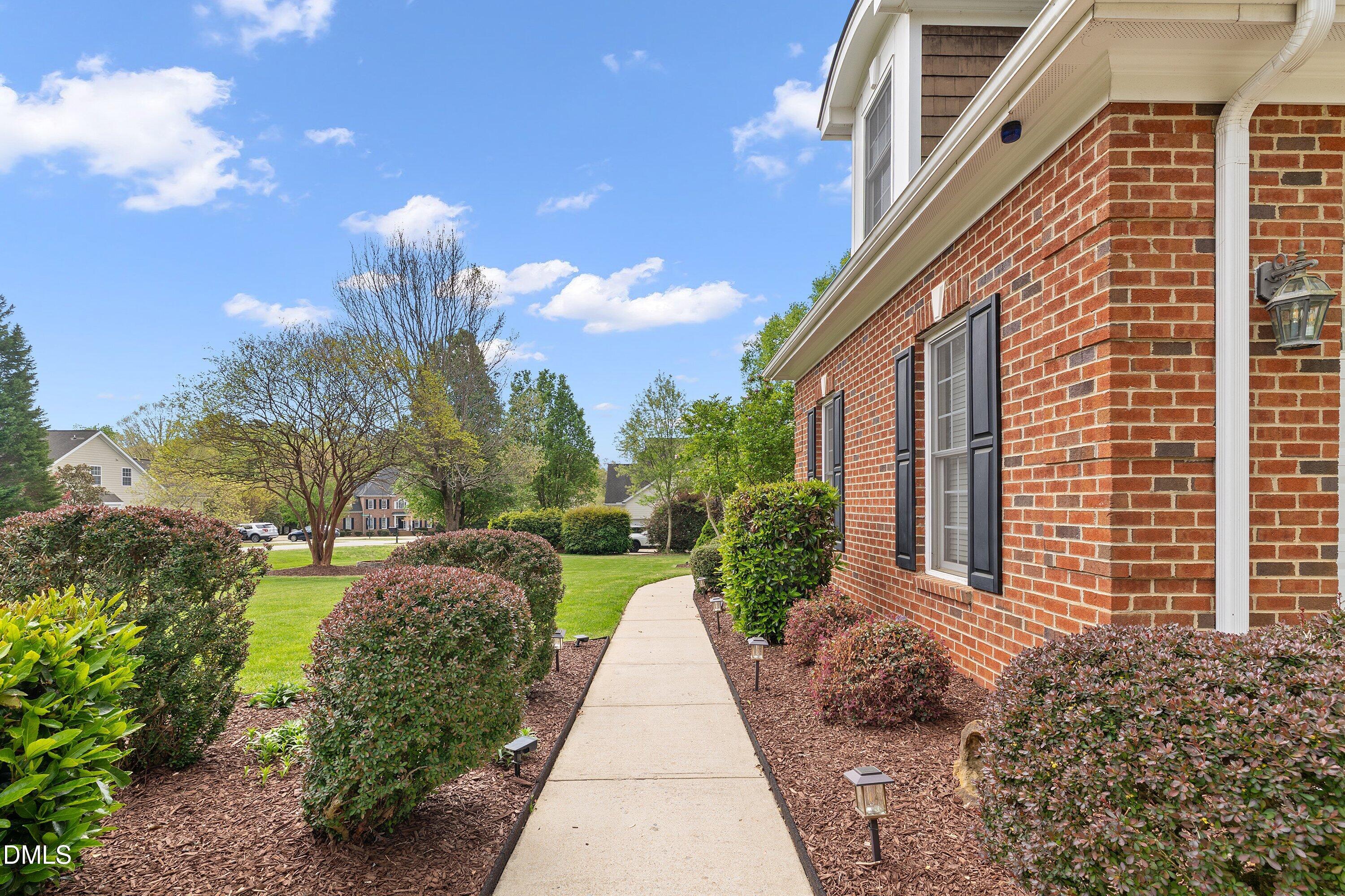 property viewer photo 6