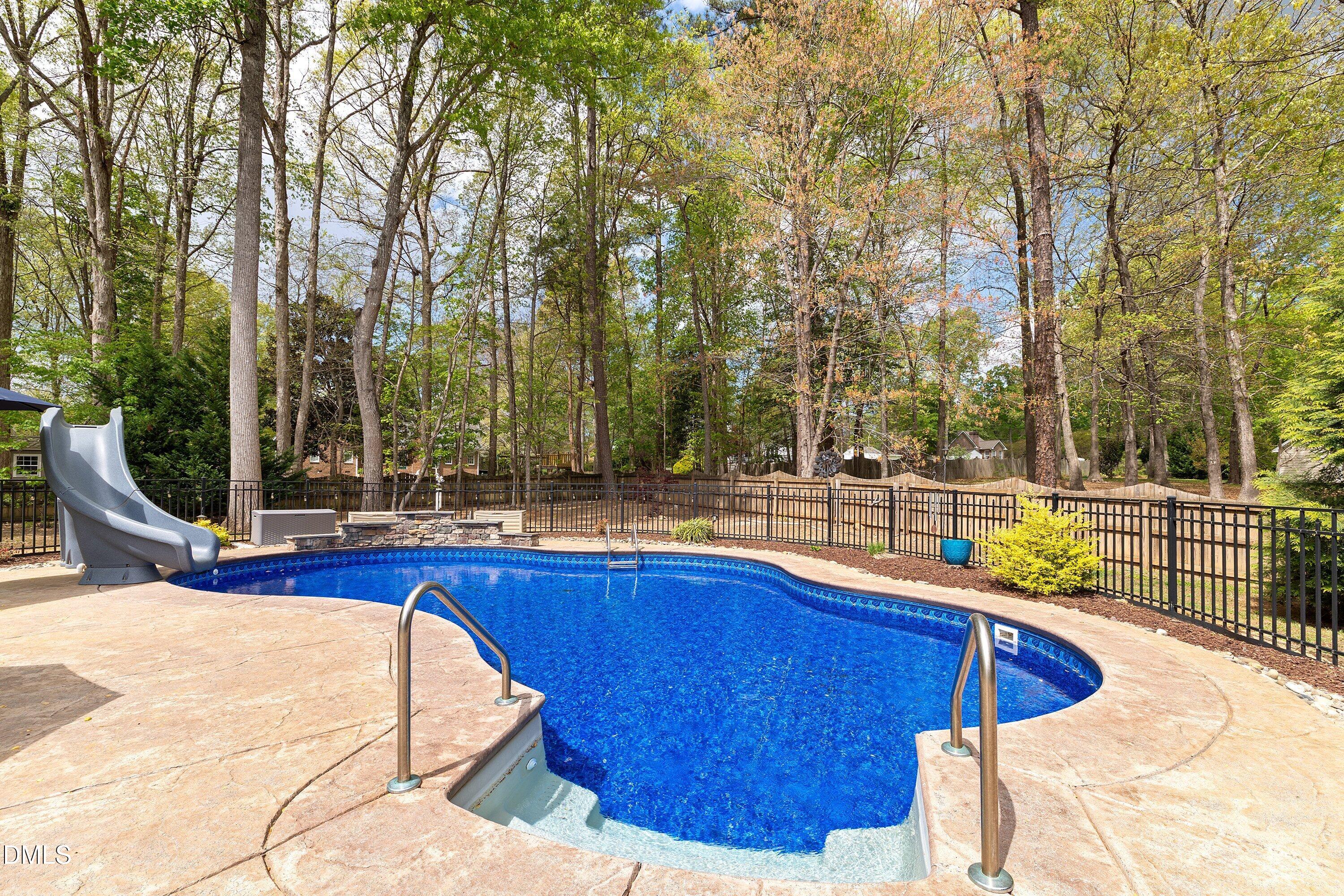 property viewer photo 63