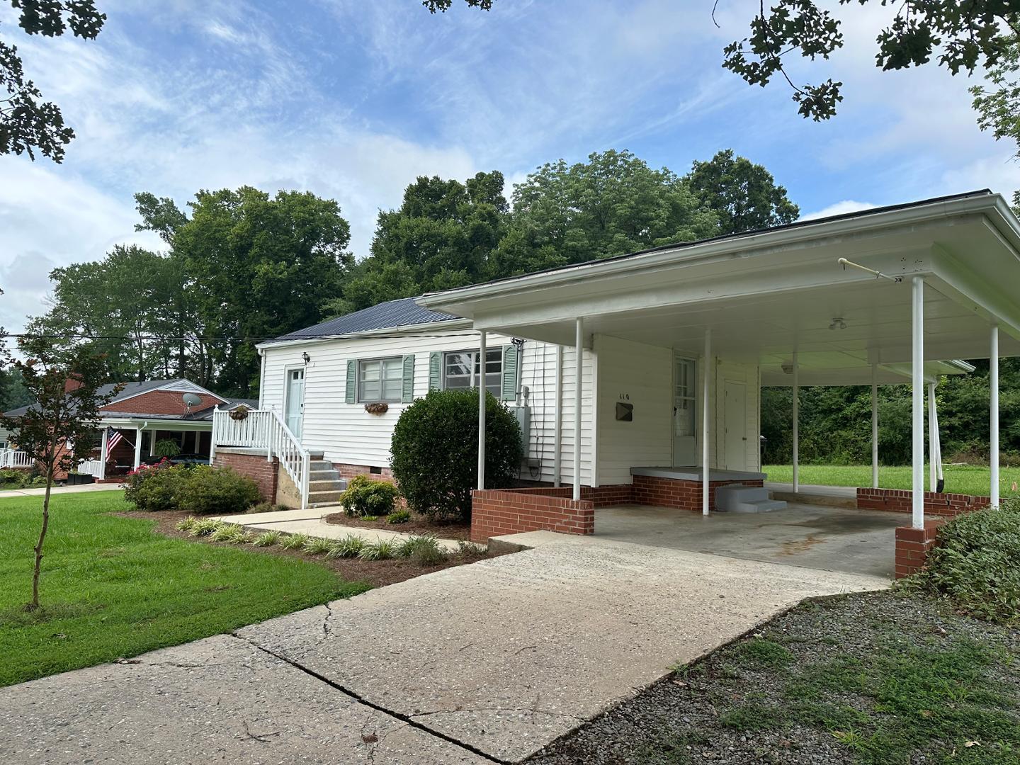 property viewer photo 2
