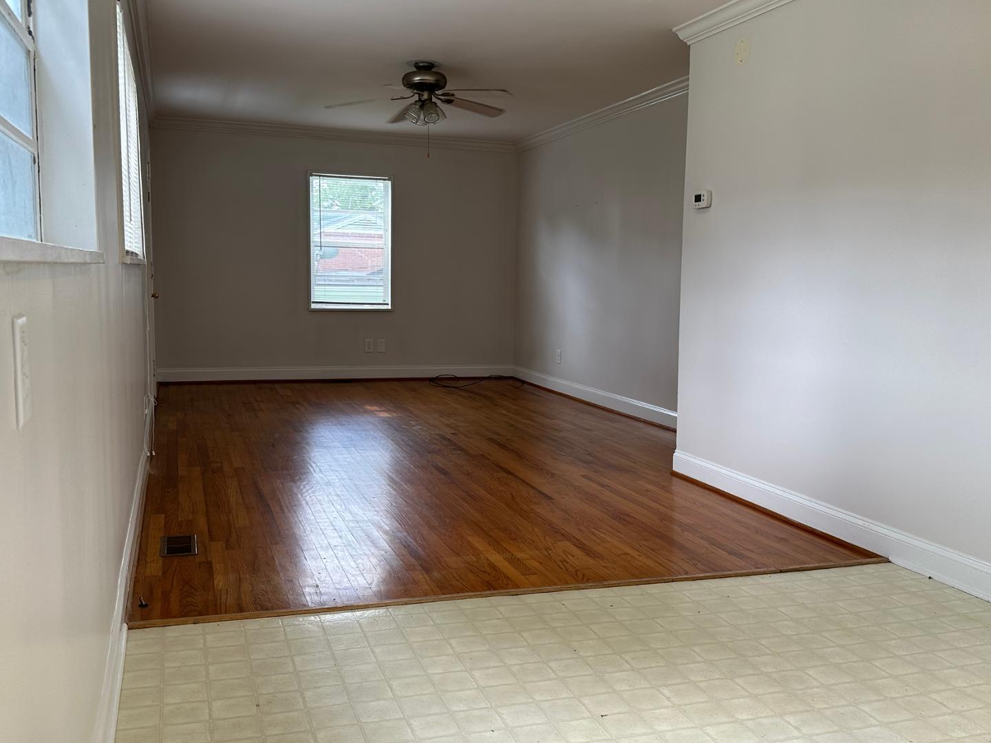 property viewer photo 7