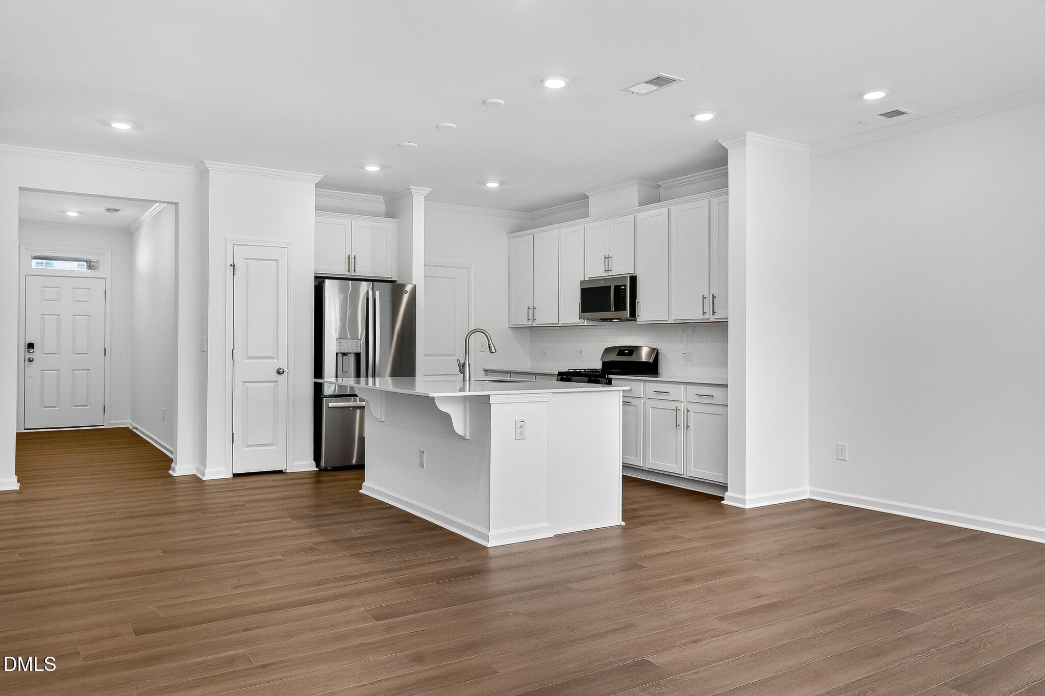 property viewer photo 11