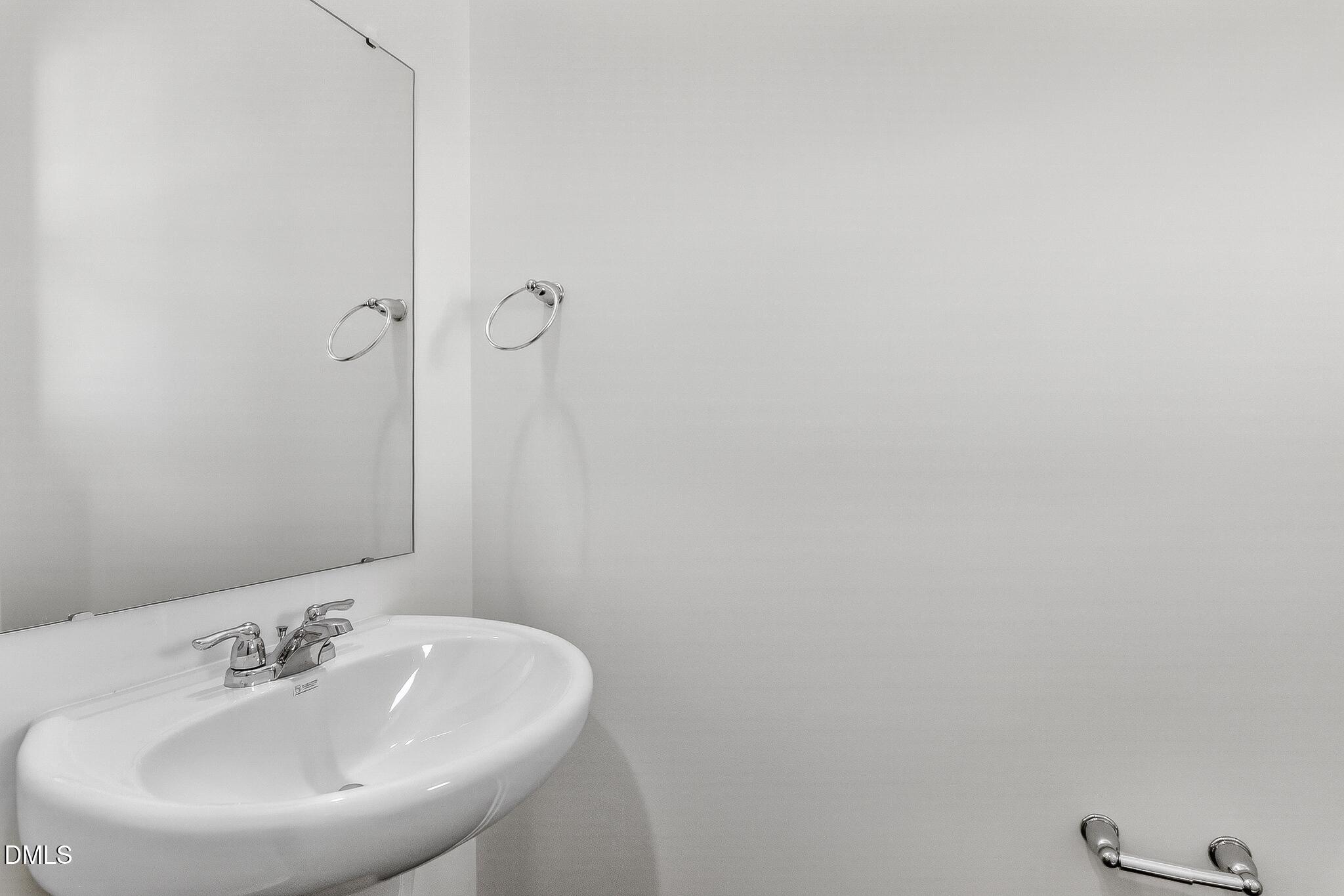 property viewer photo 18