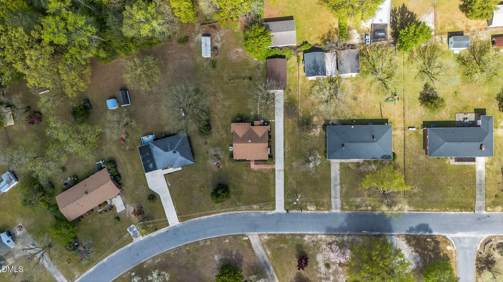 main property photo 39
