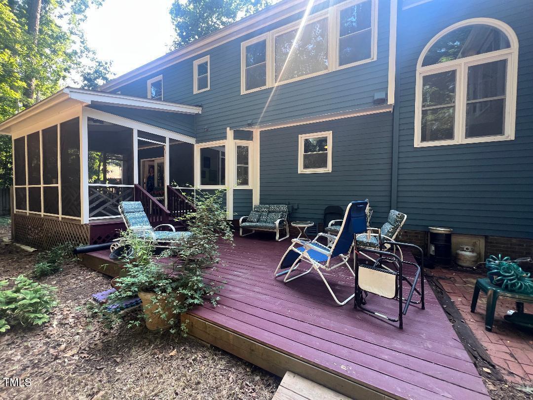 main property photo 30
