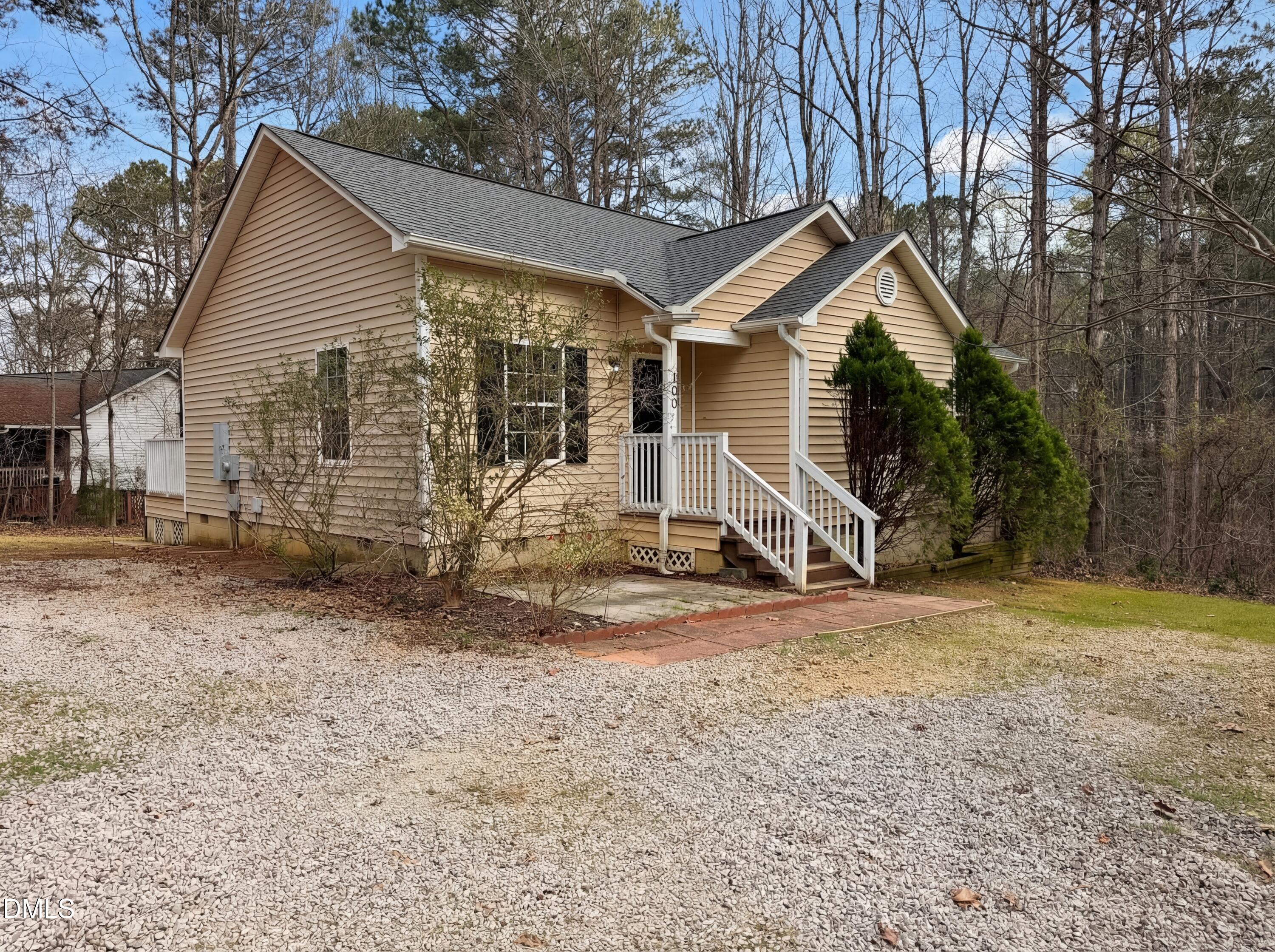 main property photo 2