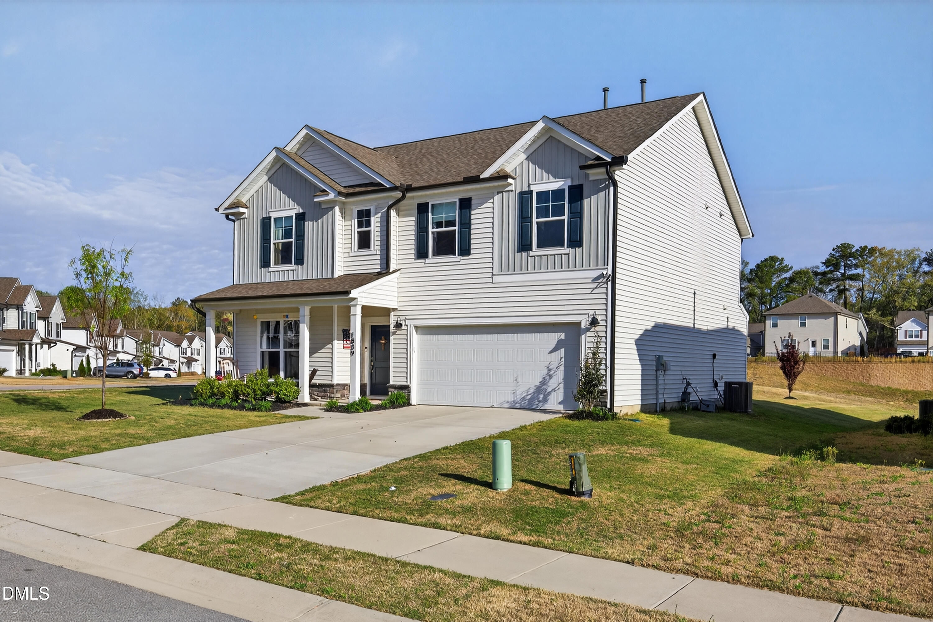 main property photo 5