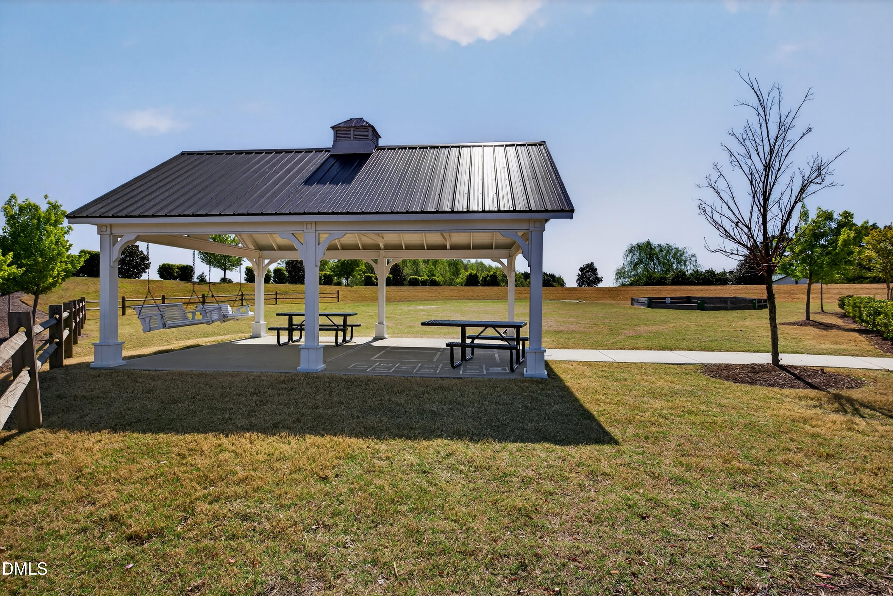 main property photo 54
