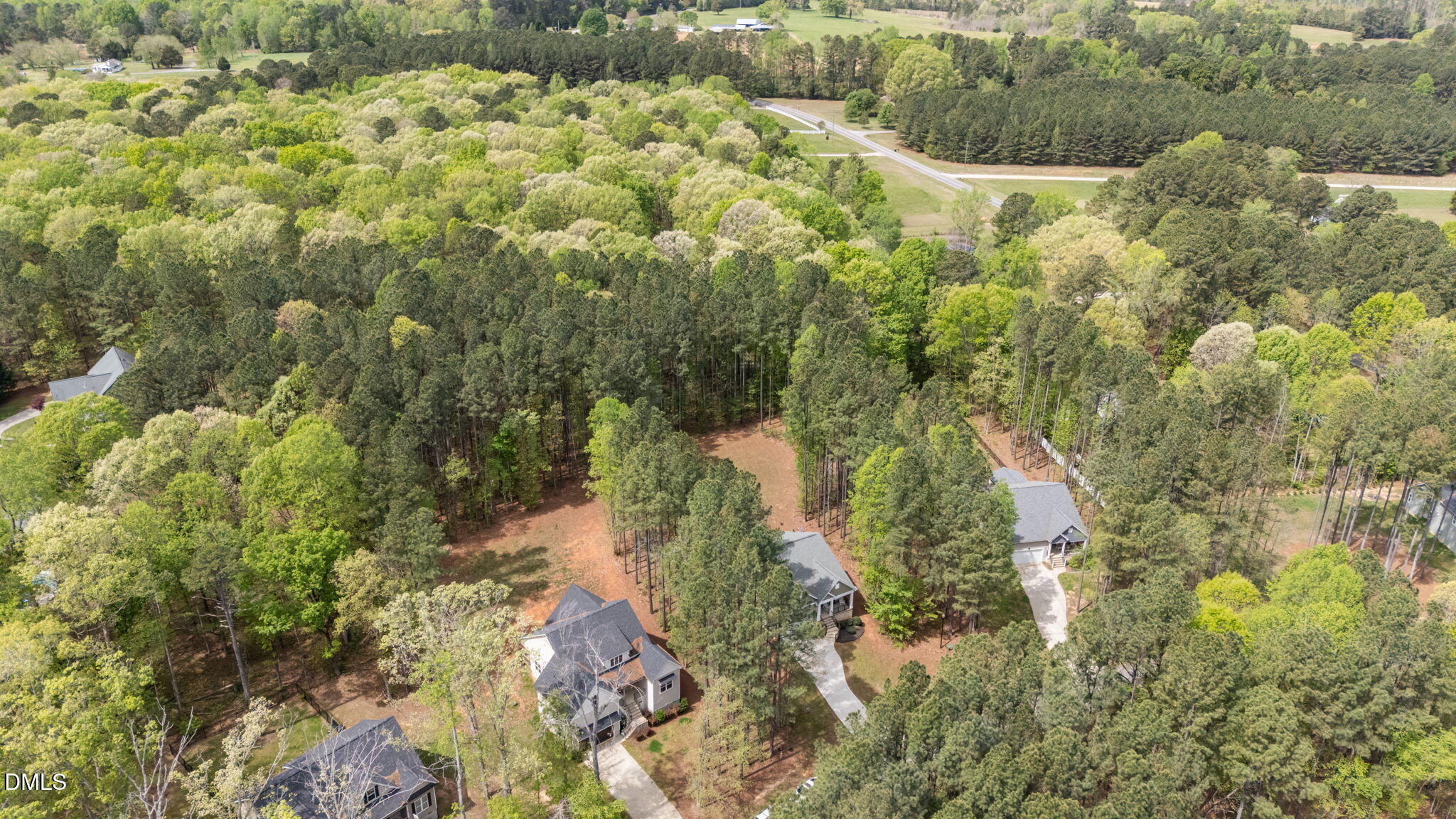 main property photo 11
