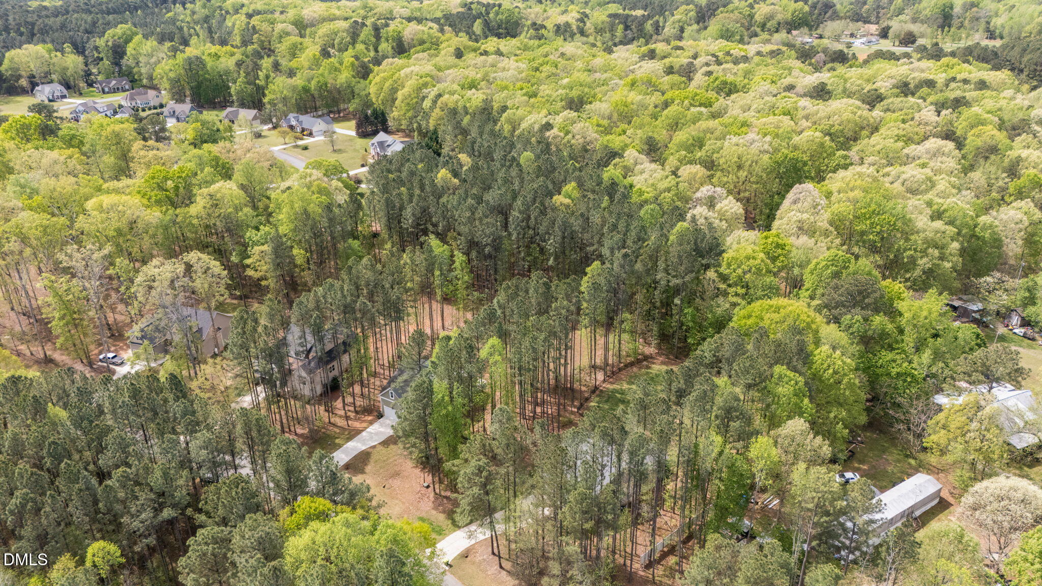 main property photo 13