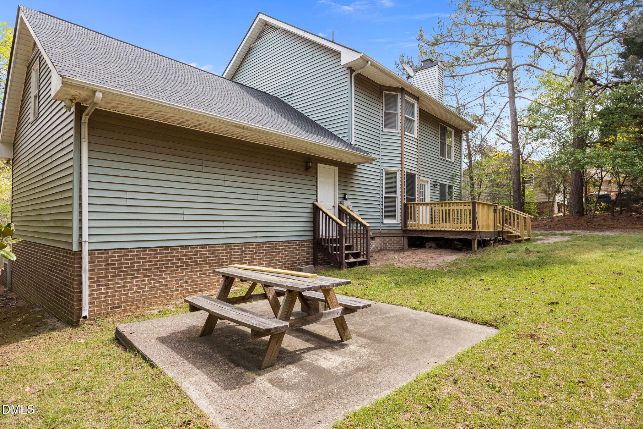 main property photo 51