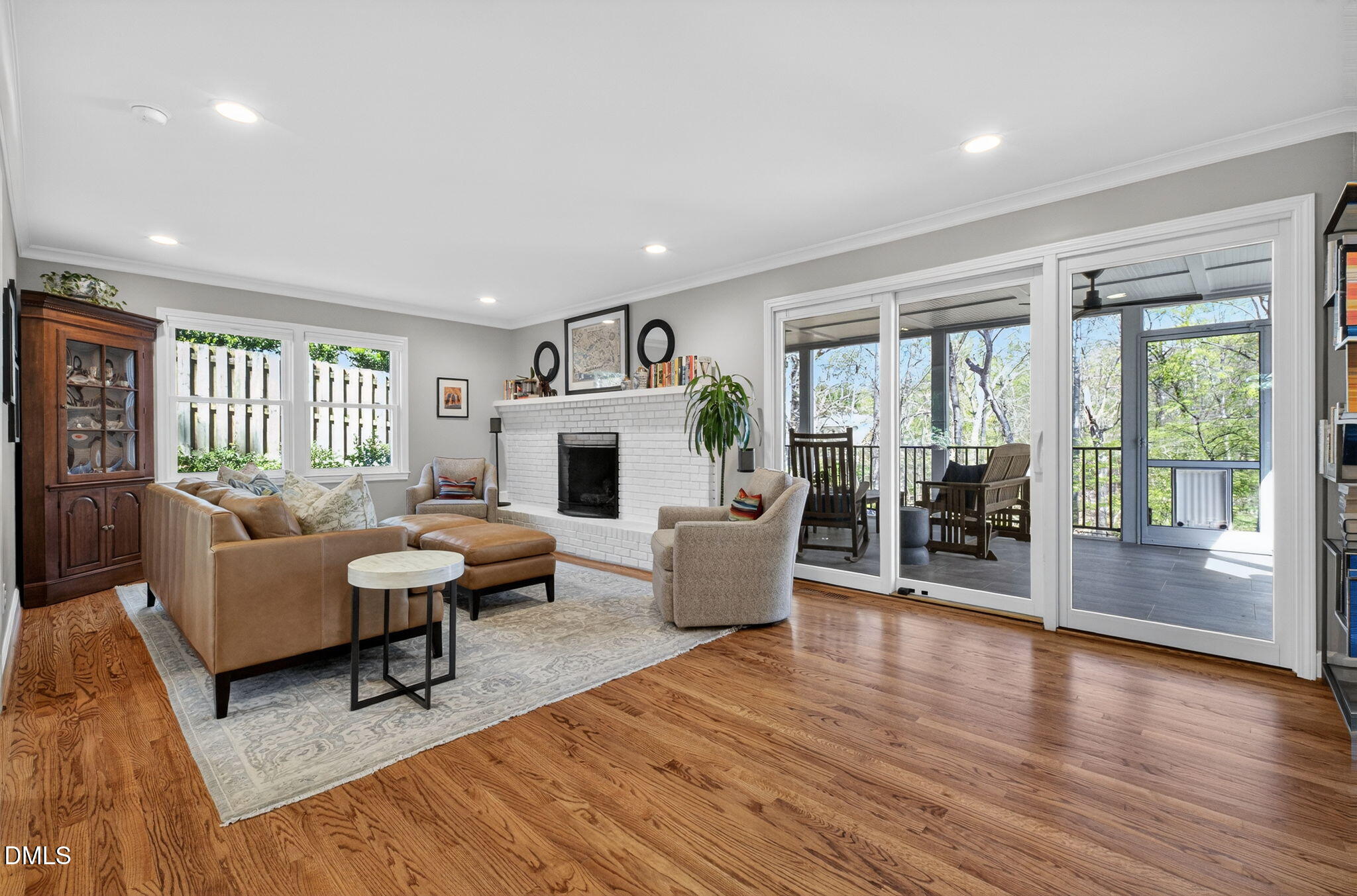 main property photo 12