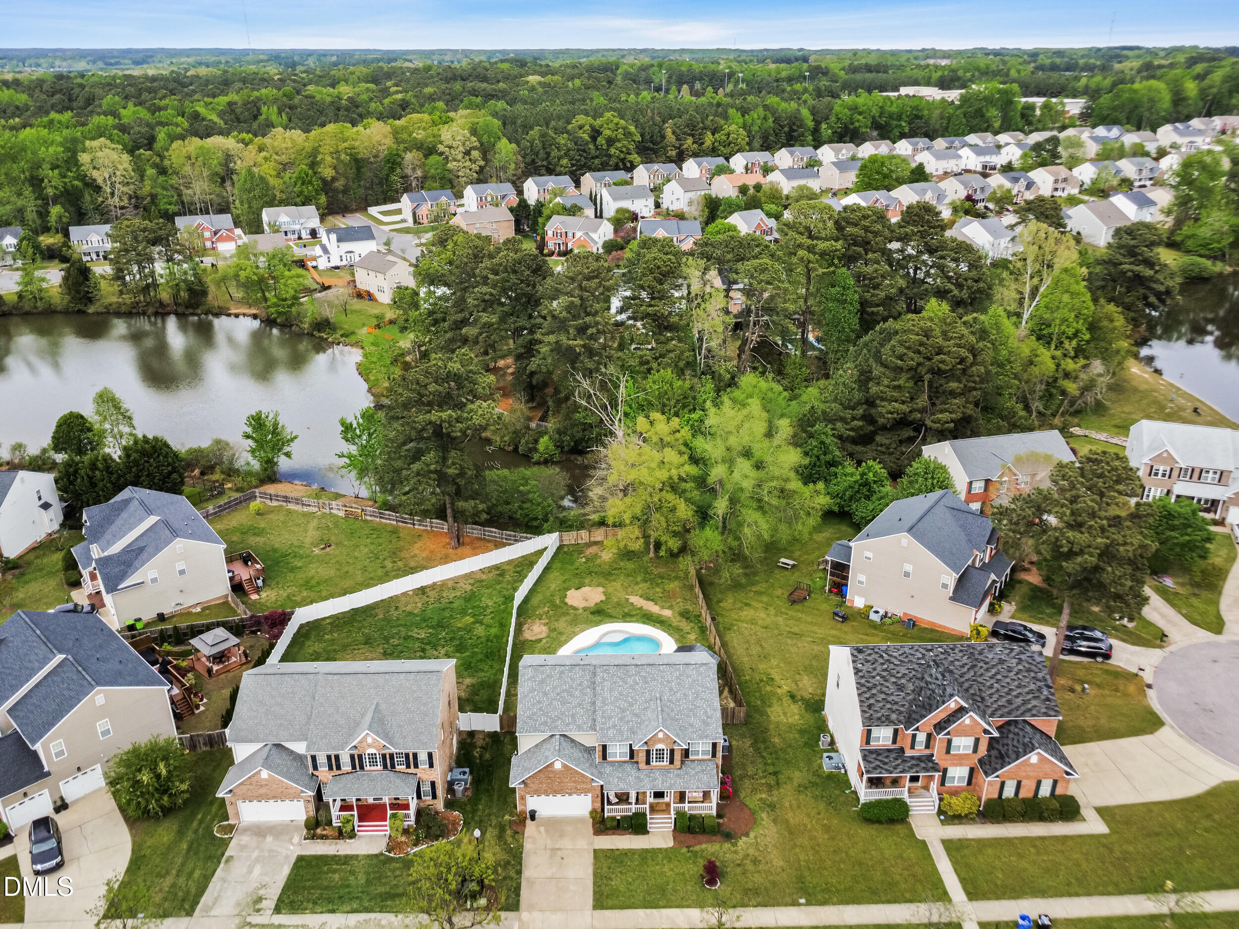 main property photo 46