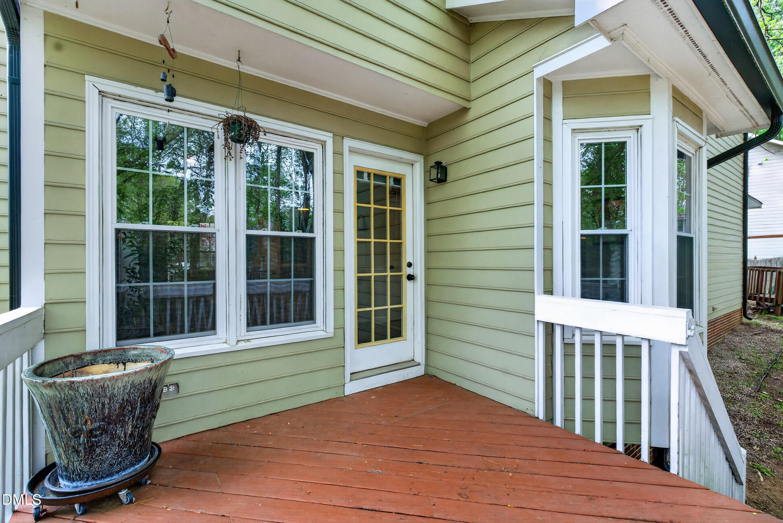 main property photo 39