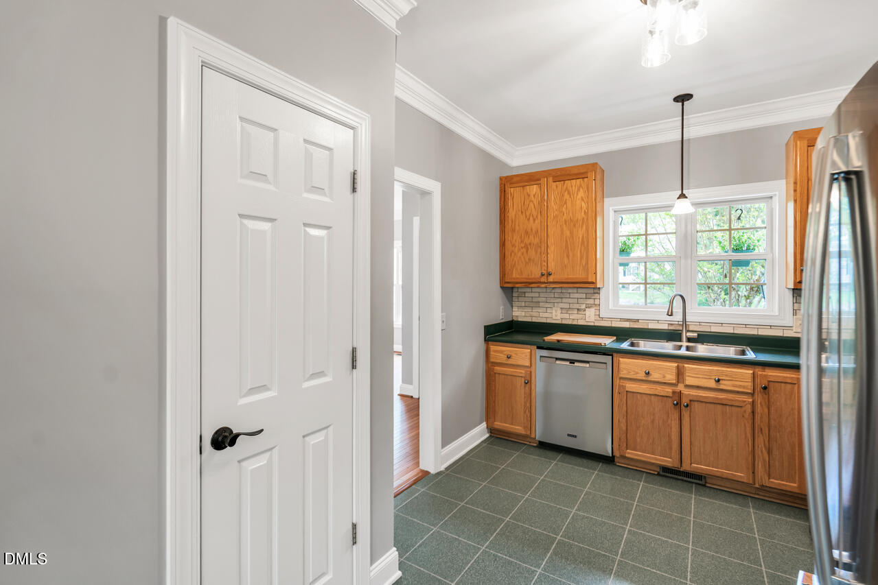 property viewer photo 20