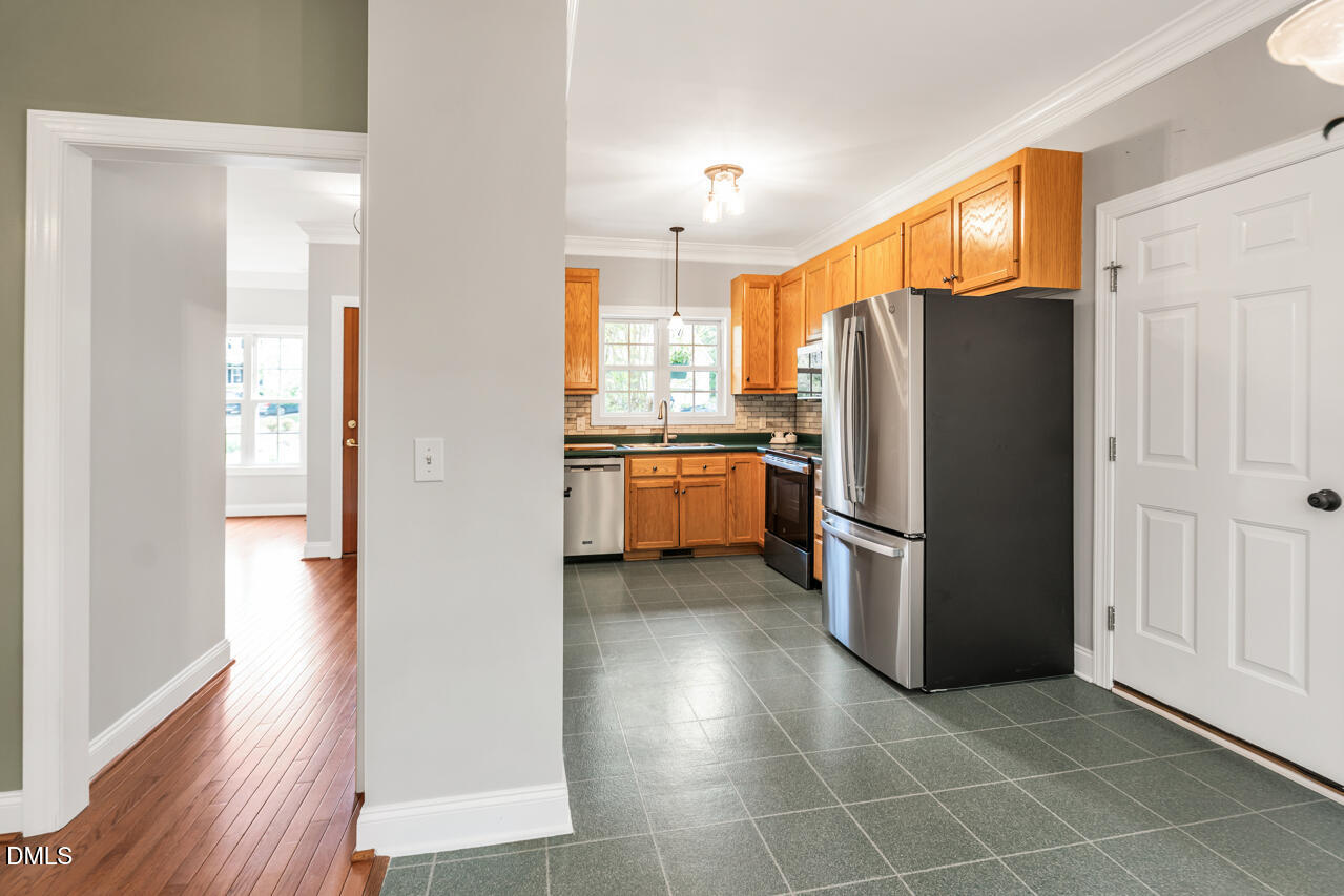 property viewer photo 24