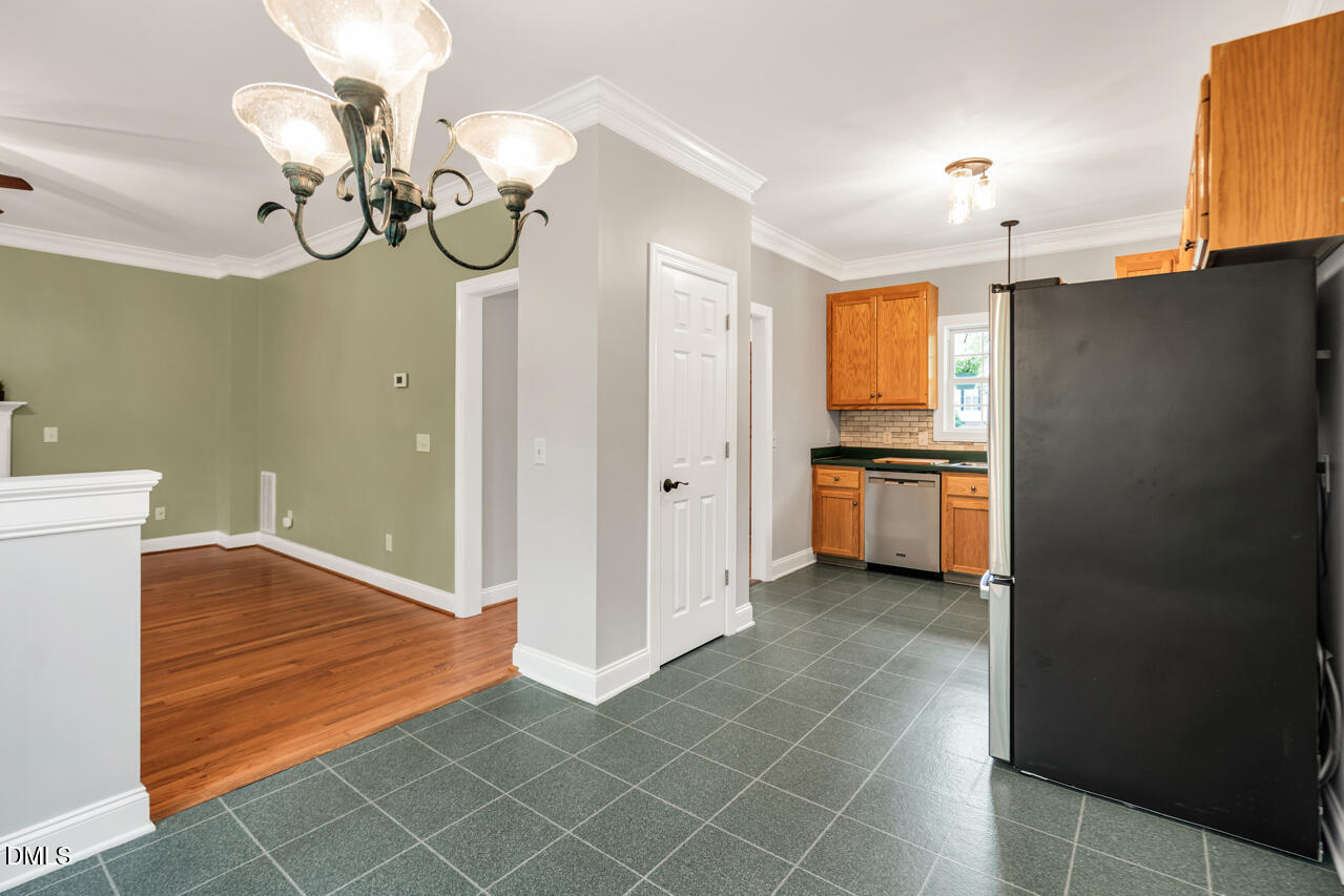property viewer photo 28