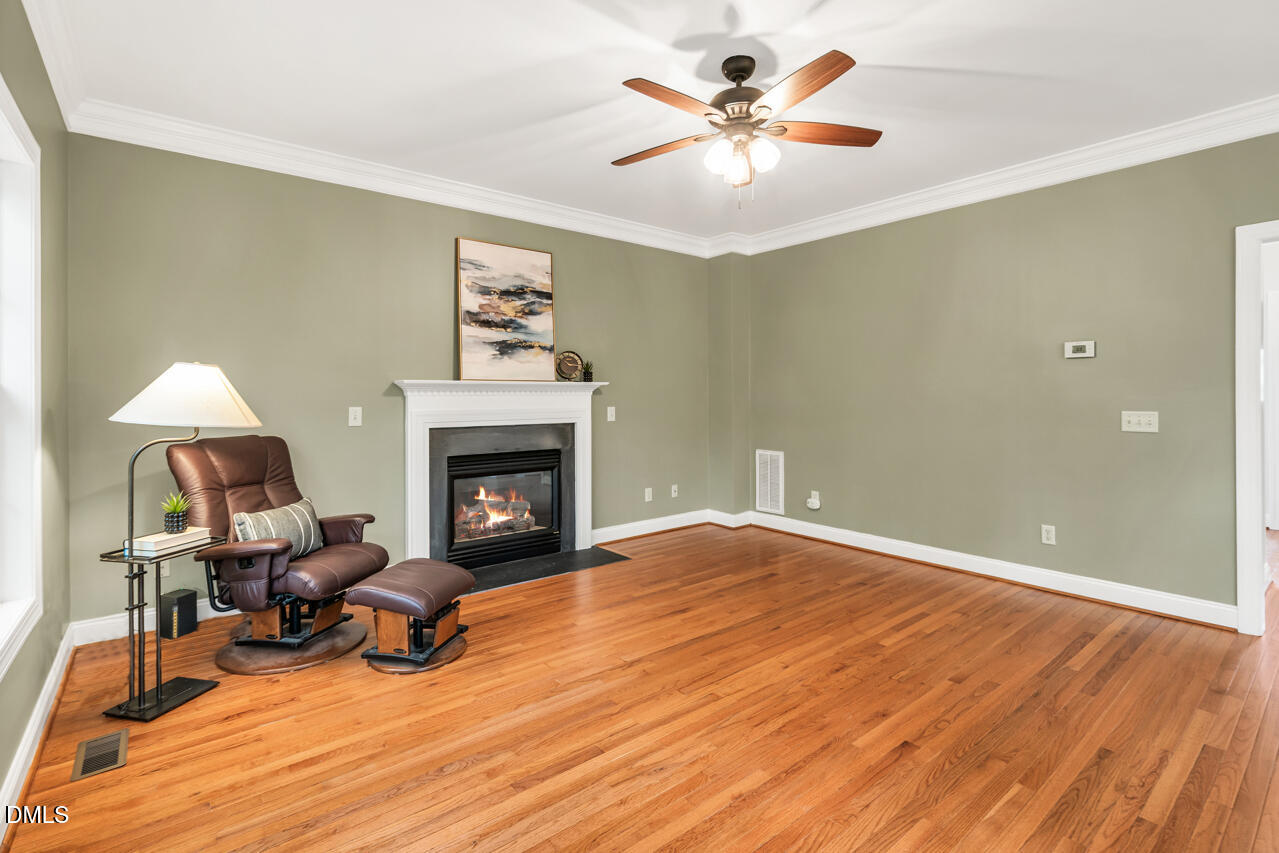 property viewer photo 31