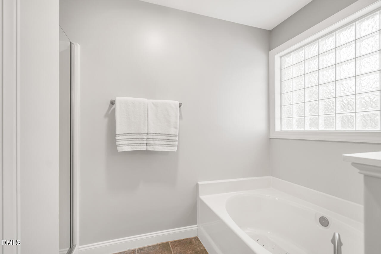property viewer photo 53