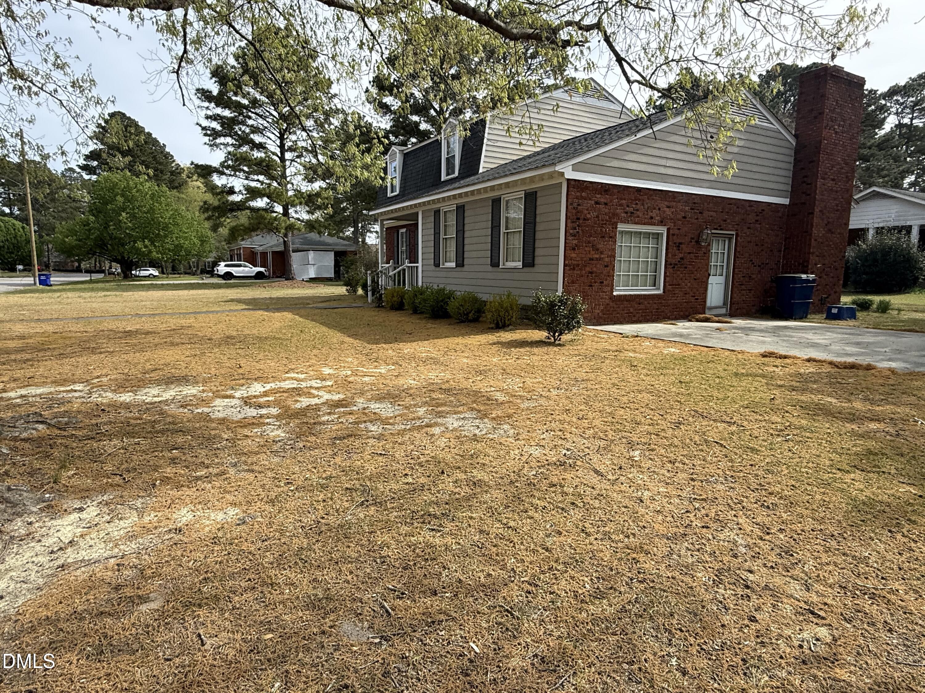 main property photo 7