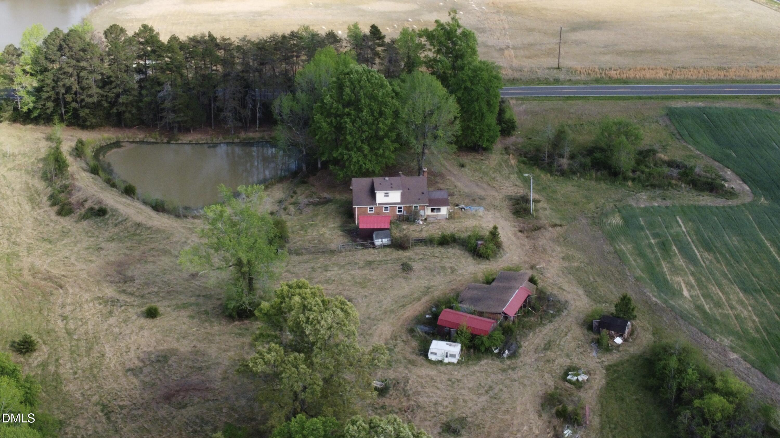main property photo 17