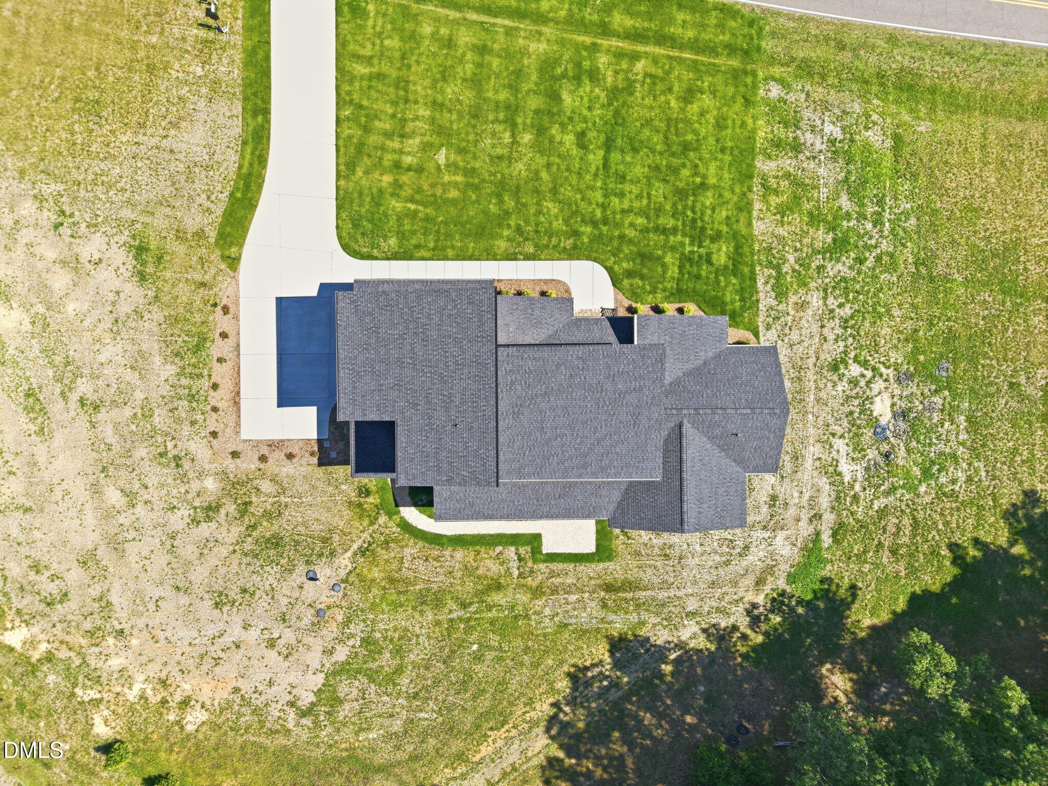 main property photo 47