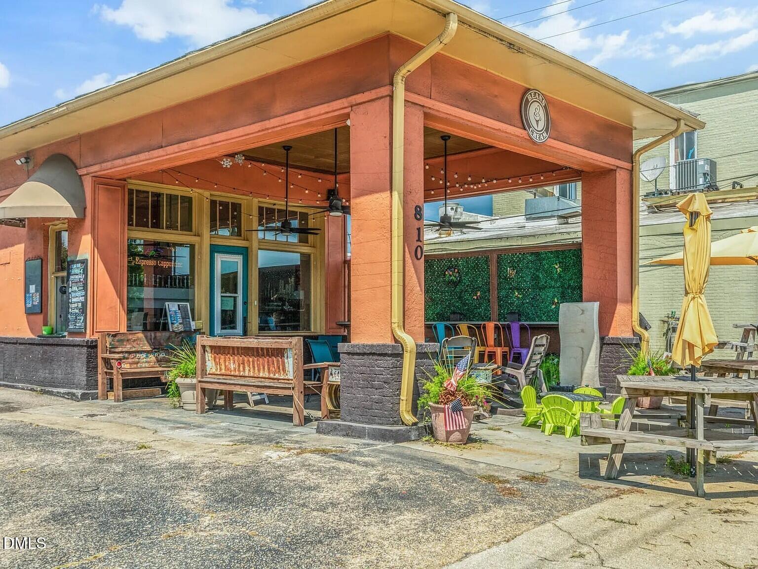 main property photo 37