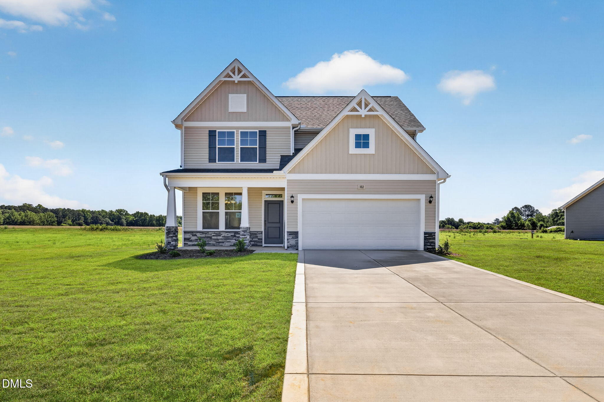 main property photo 28