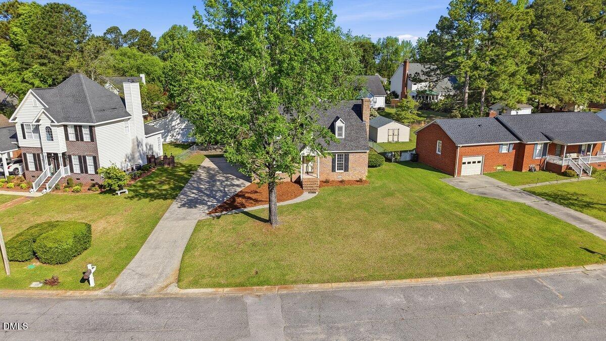 main property photo 8