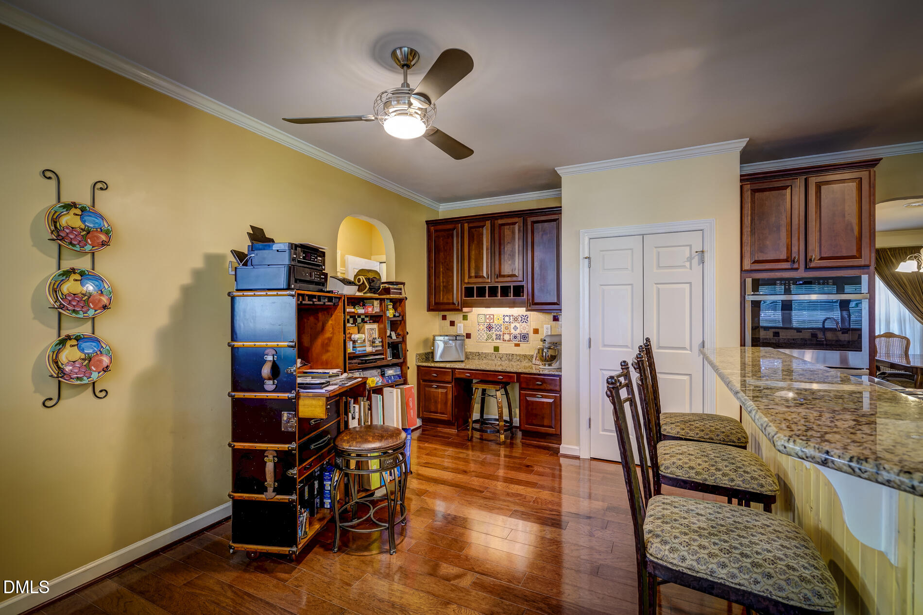 main property photo 18