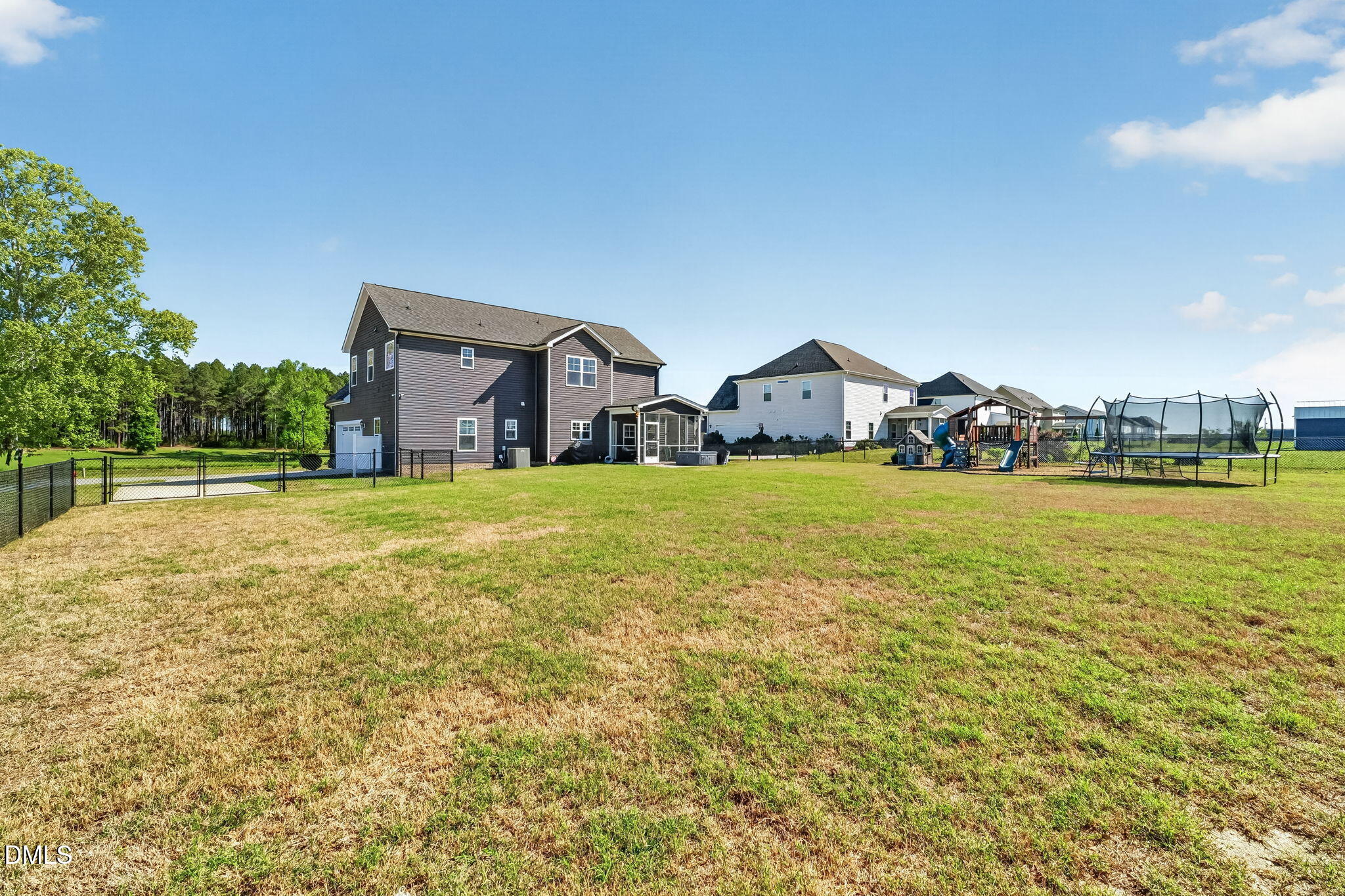 main property photo 59