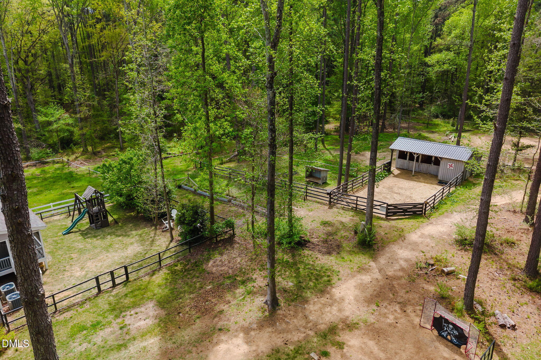 main property photo 51