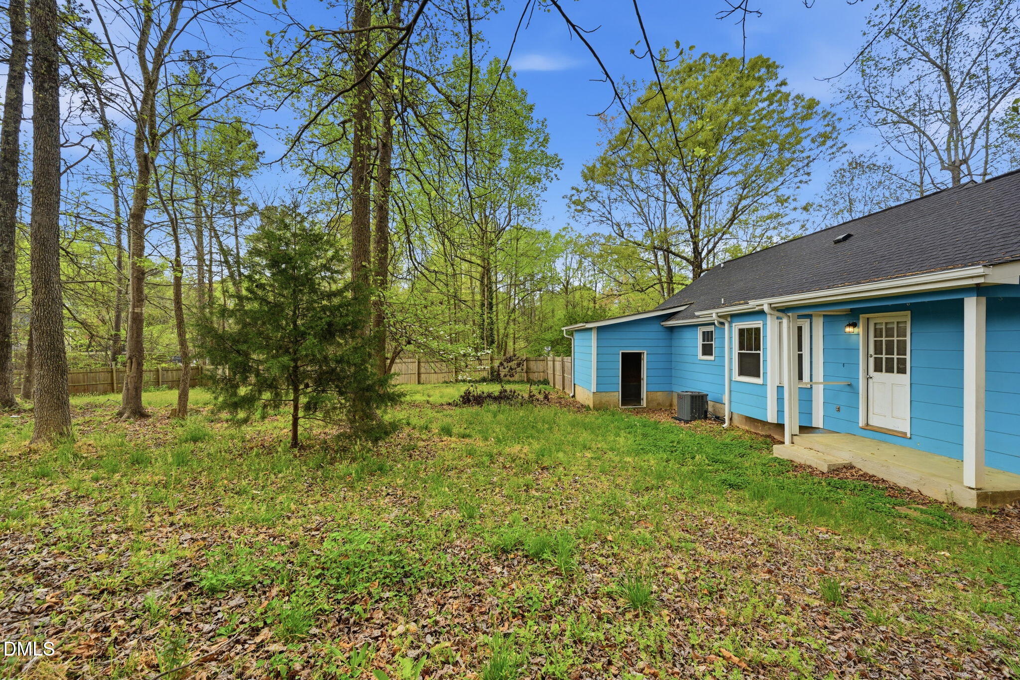 main property photo 21