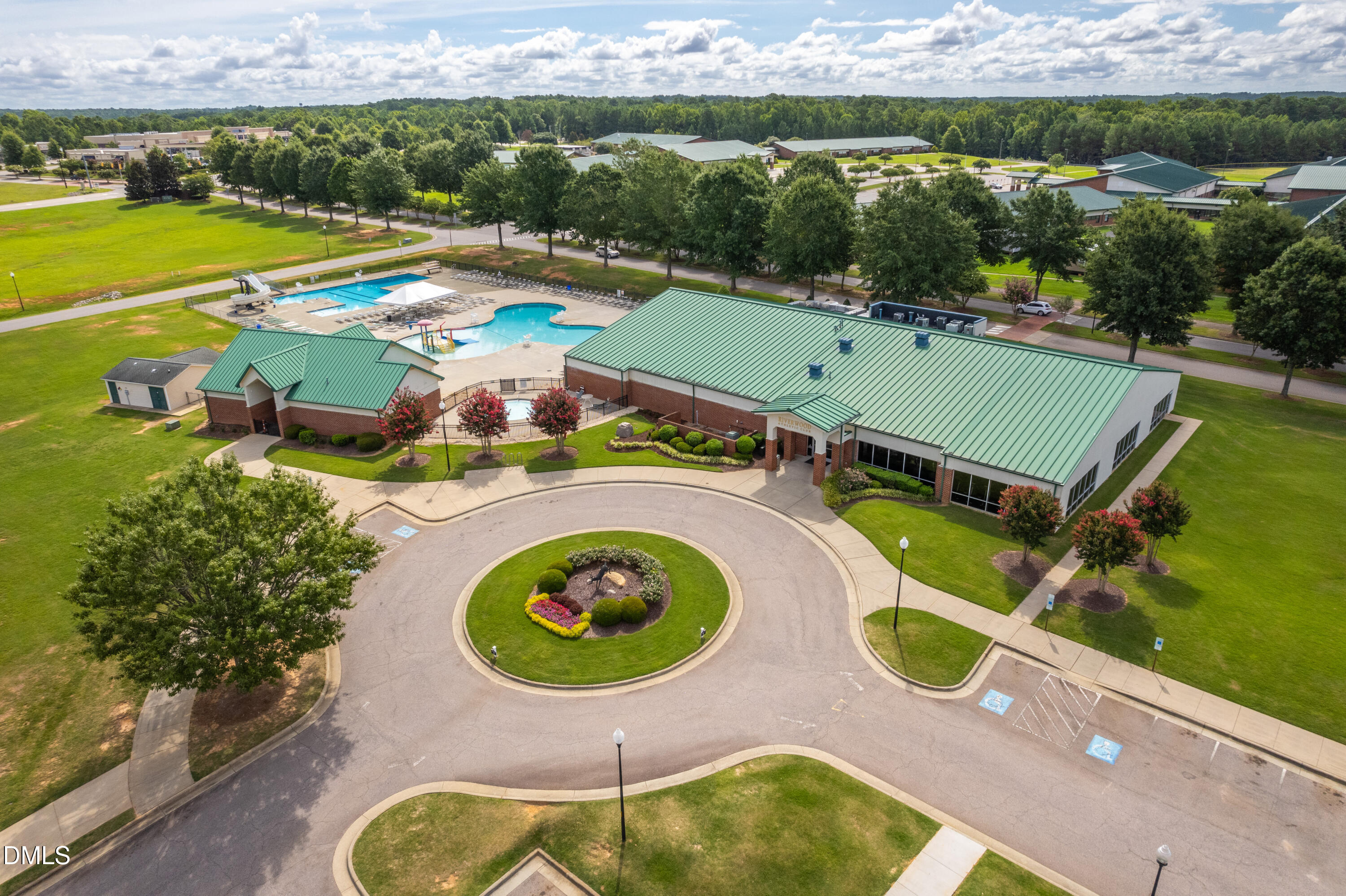 main property photo 43