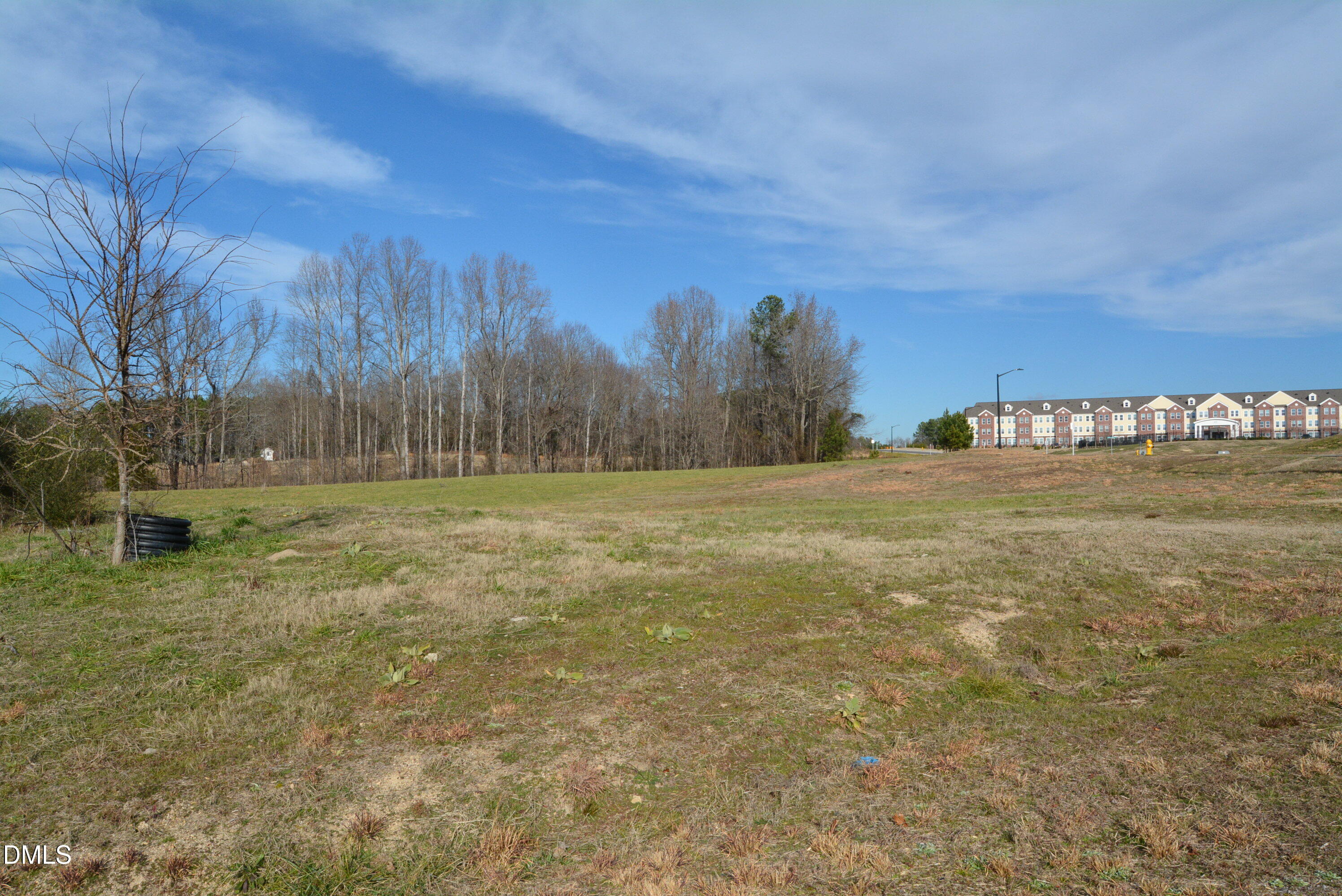 main property photo 6