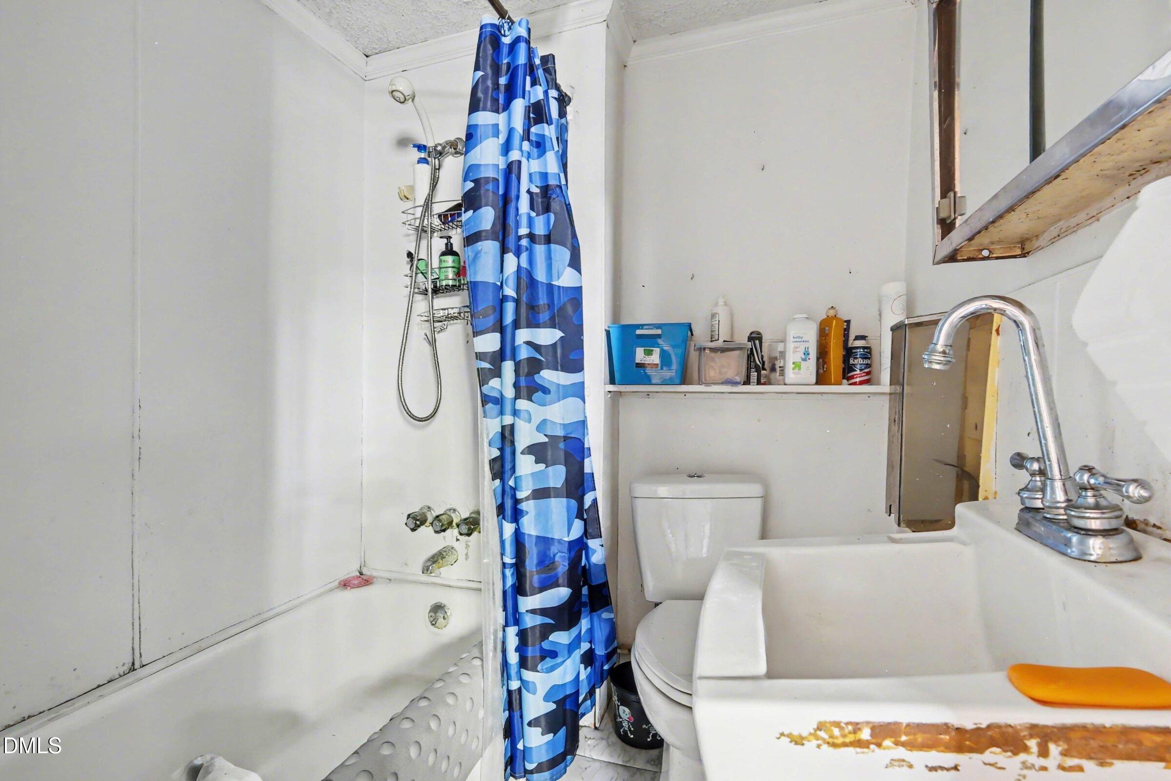 main property photo 17