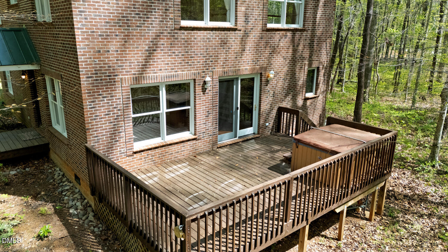 main property photo 6