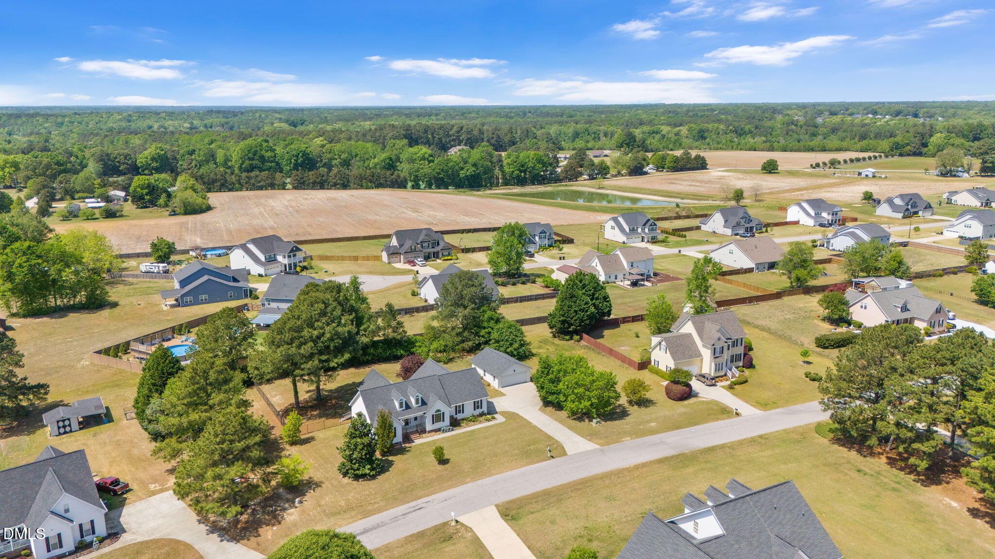 main property photo 9
