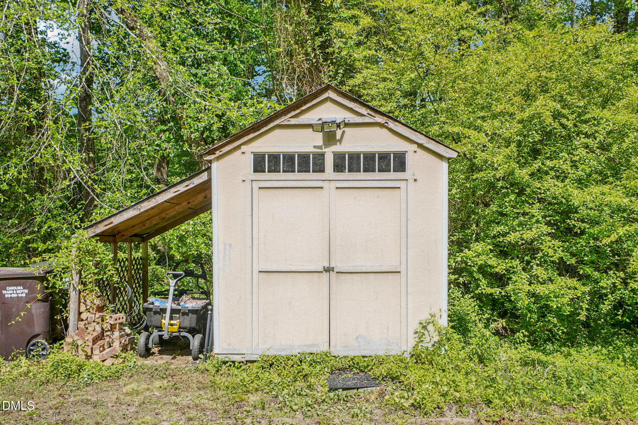 main property photo 29