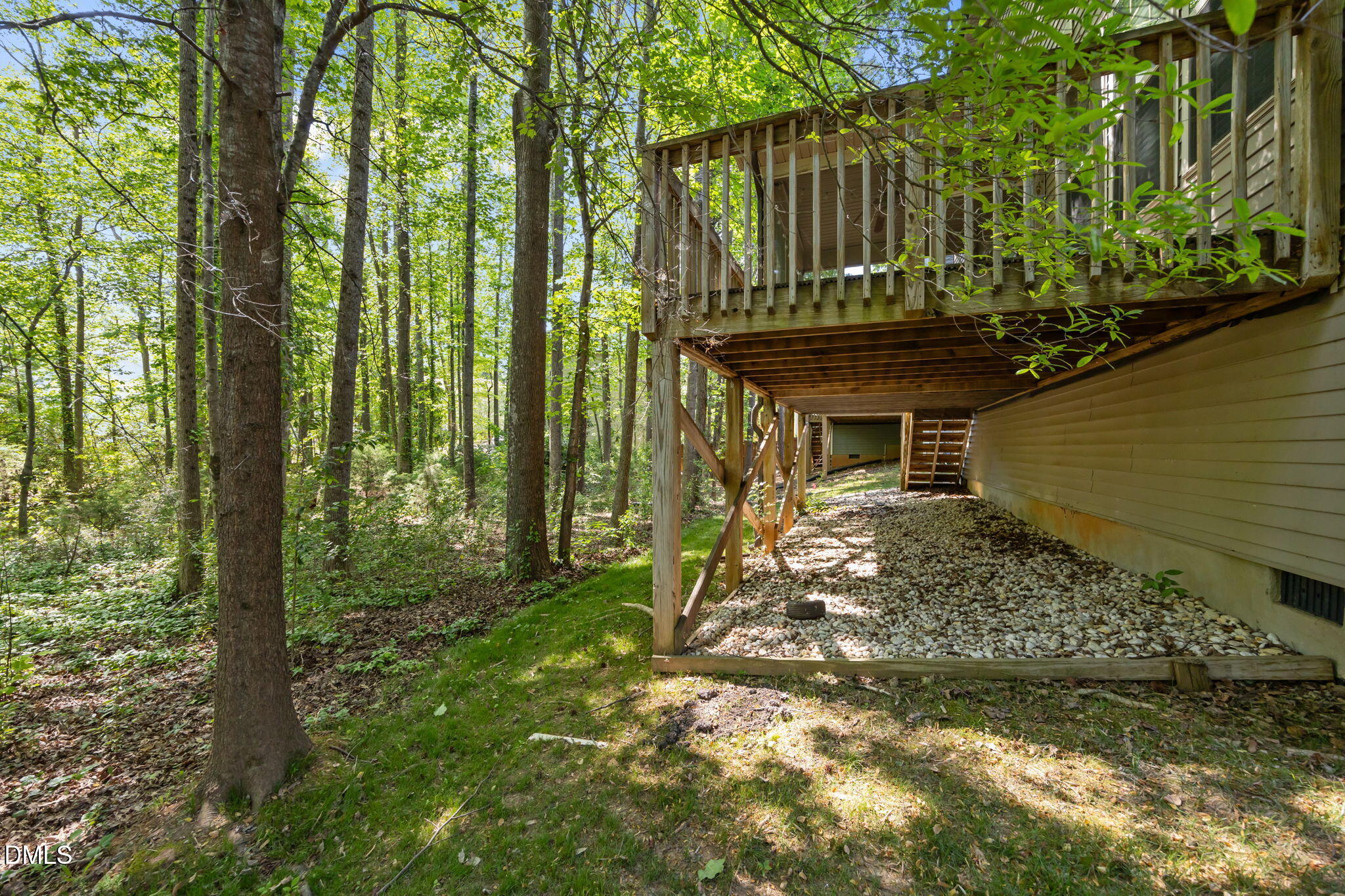 main property photo 44