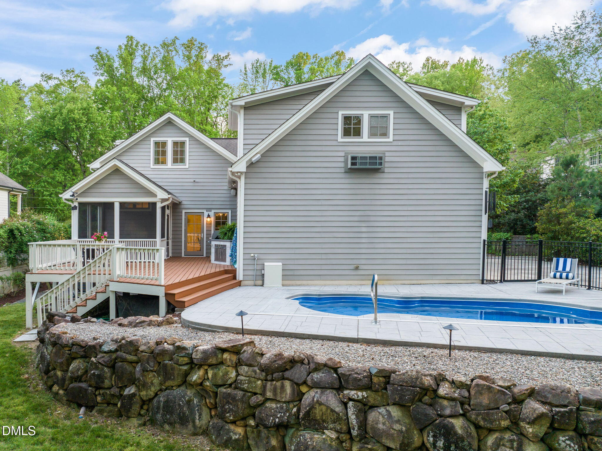 main property photo 67